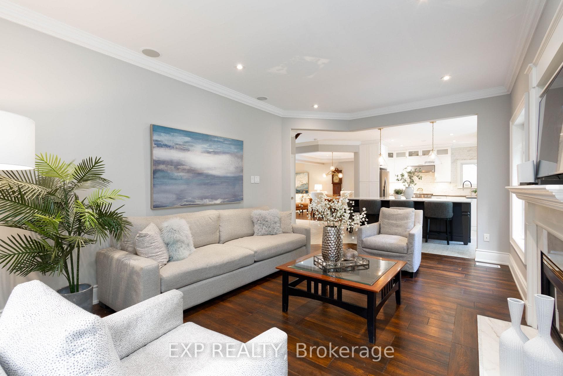 85 Willis Drive photo 17