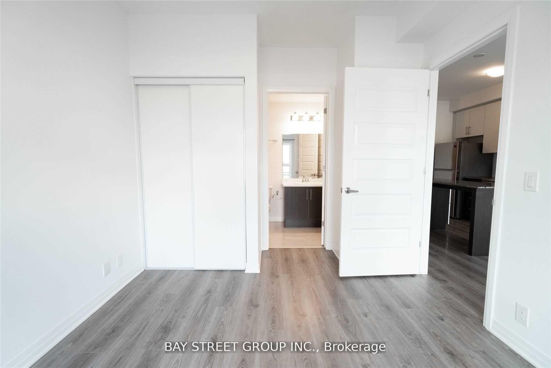 128 Grovewood Common Unit 120 photo 19