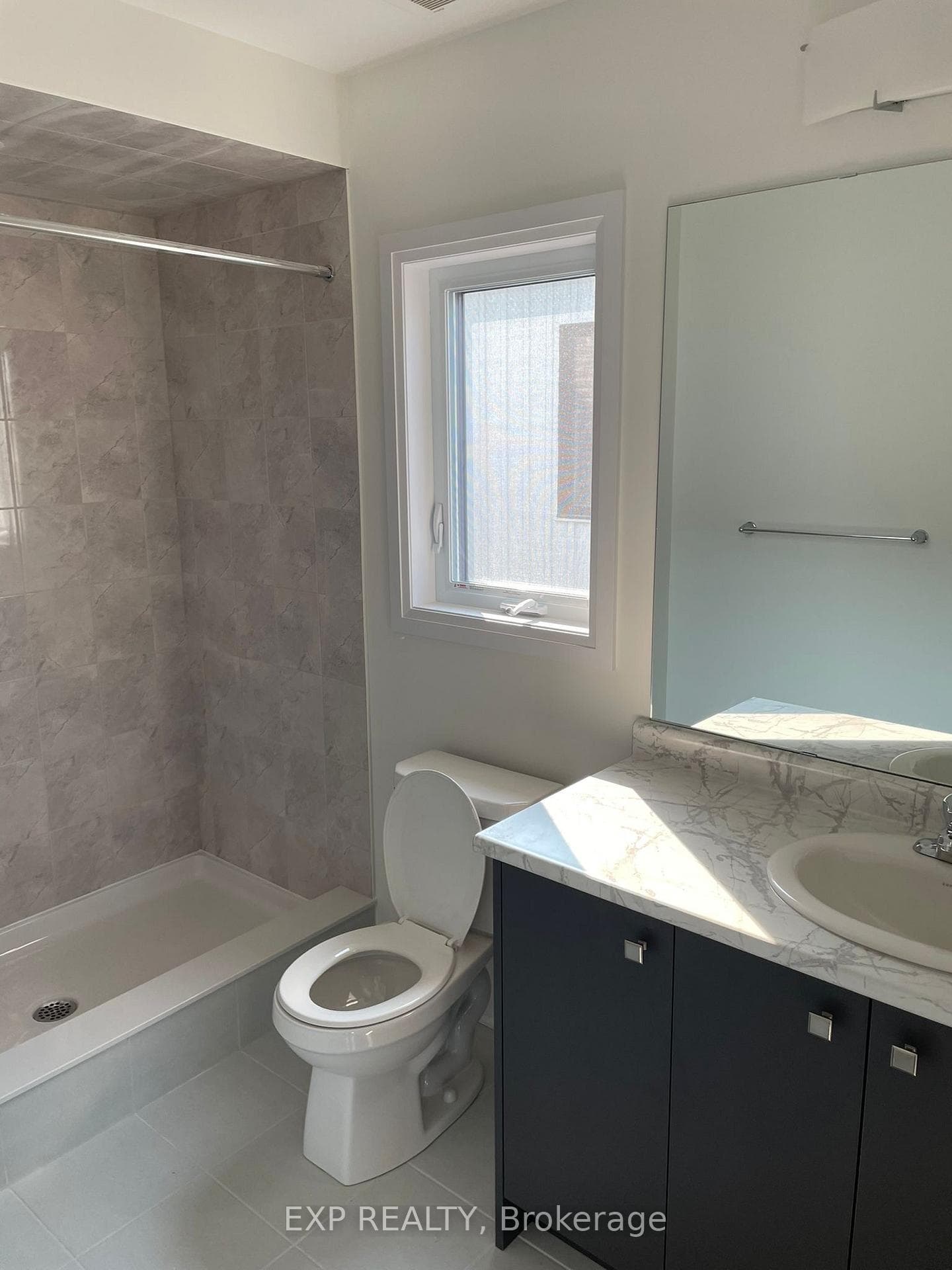 148 Port Crescent photo 13