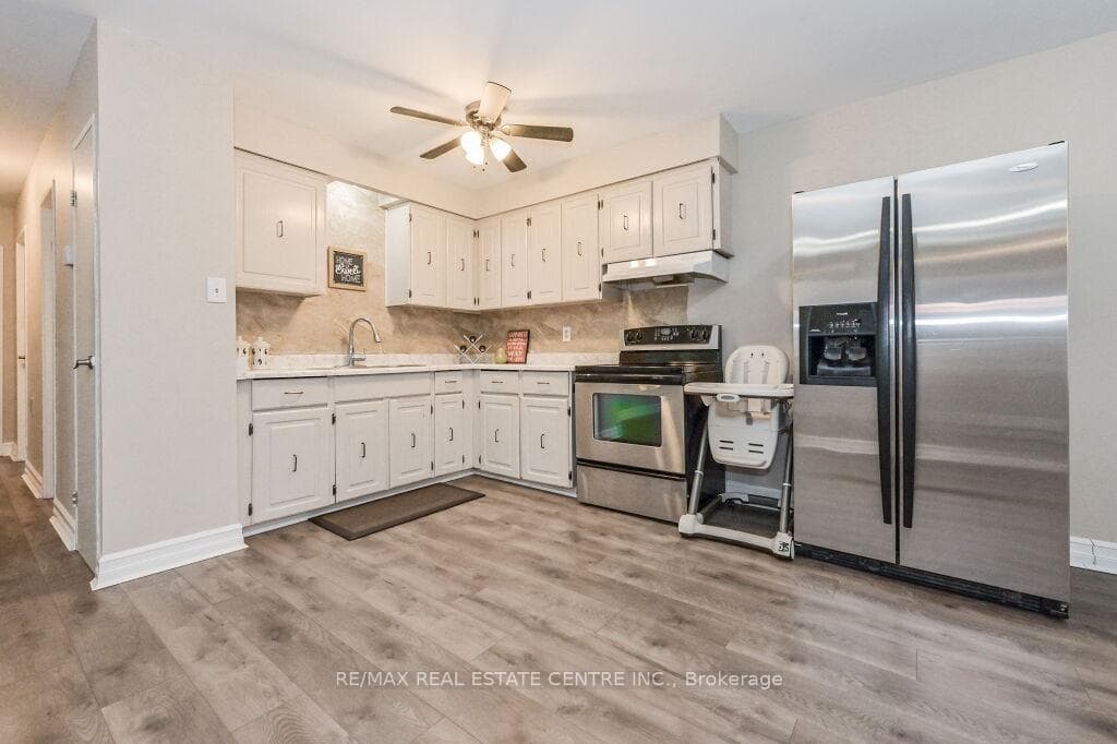 42 Erindale Avenue photo 5