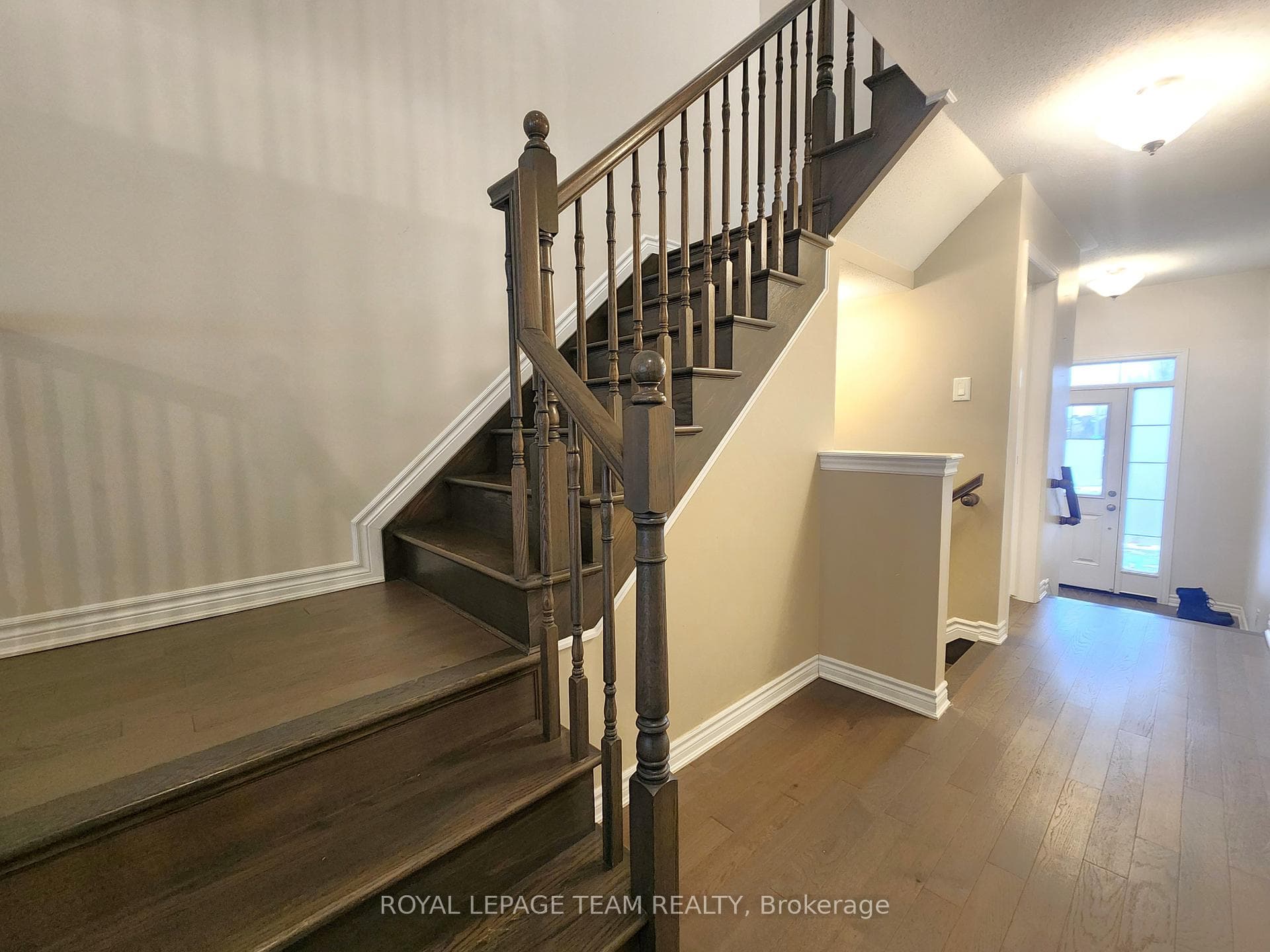 209 Hartsmere Drive photo 15