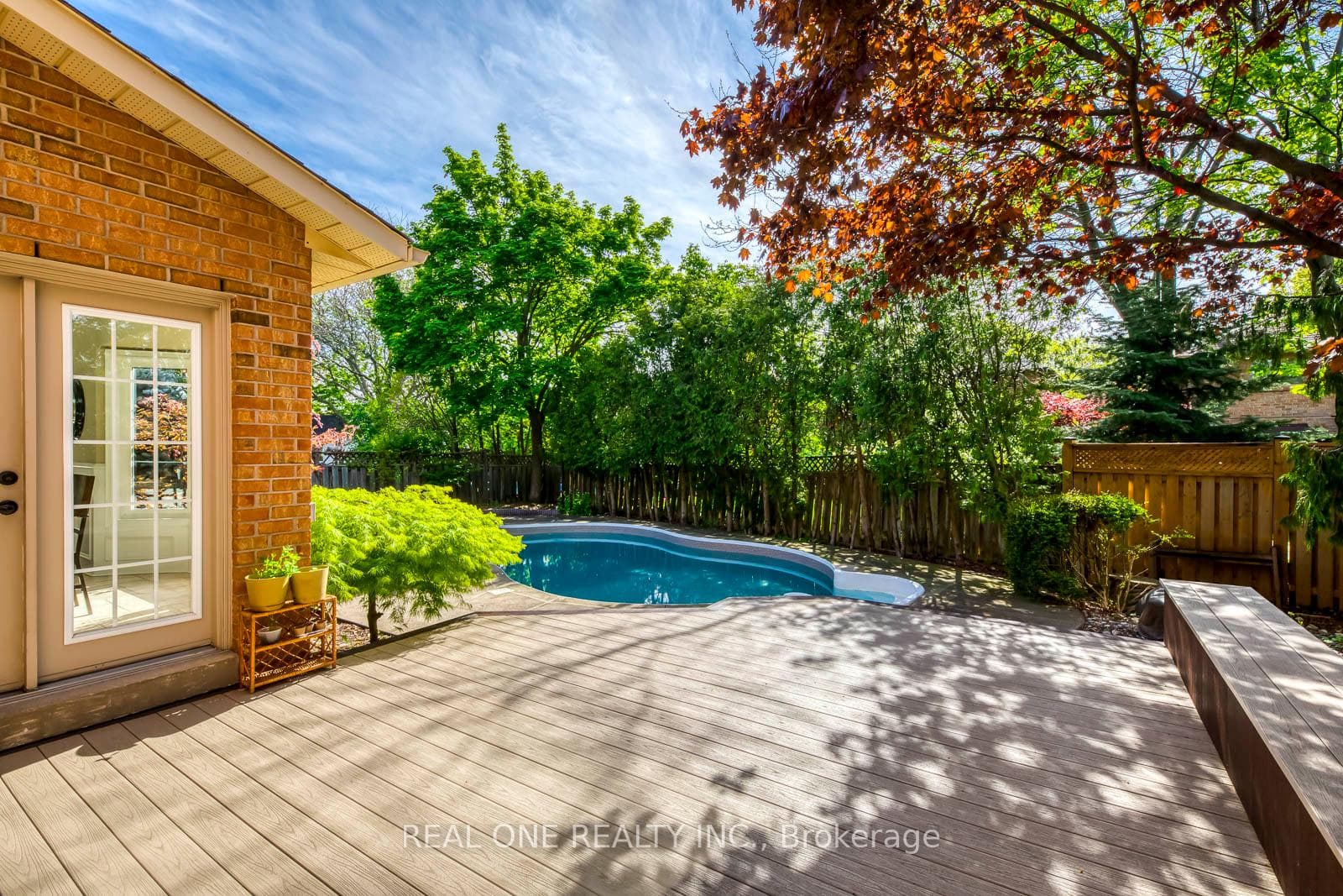 1257 Windrush Drive photo 39