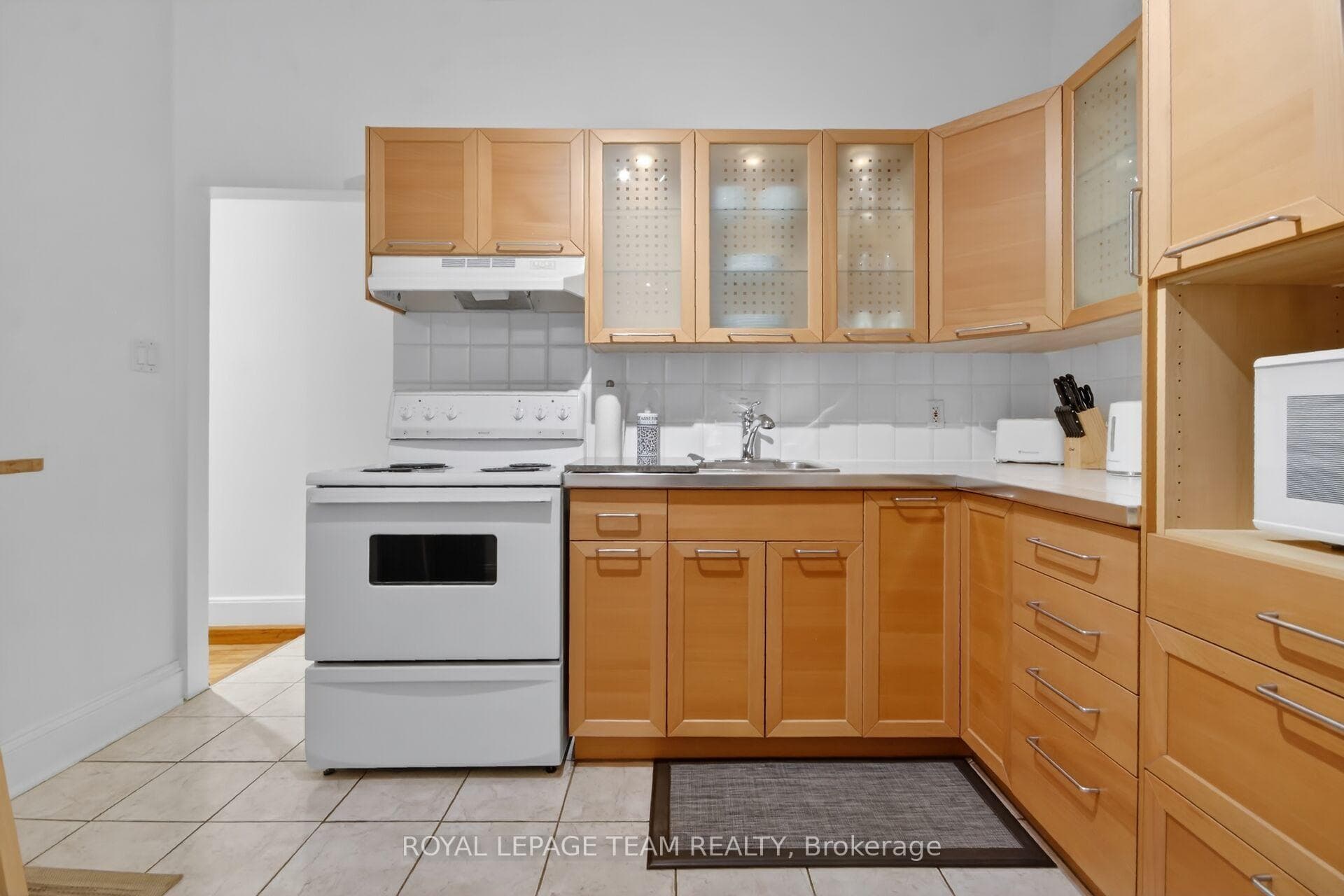 Upgraded IKEA kitchen...