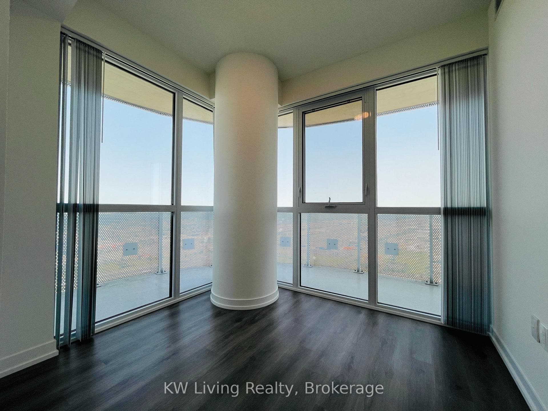 225 Commerce Street Unit 5009 photo 5