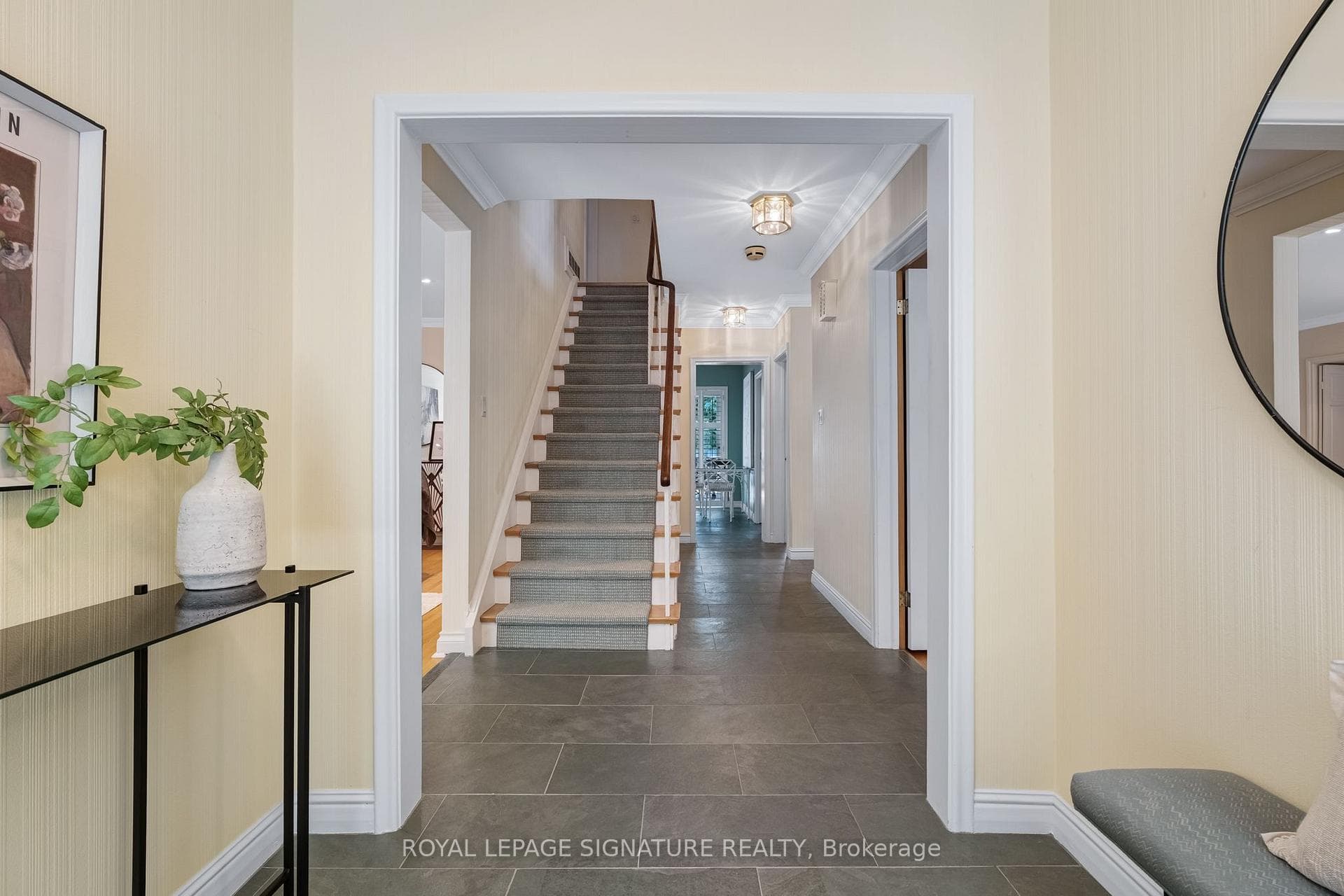 122 Fenn Avenue photo 3