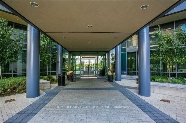 215 Sherway Gardens Road Unit 1610 photo 2