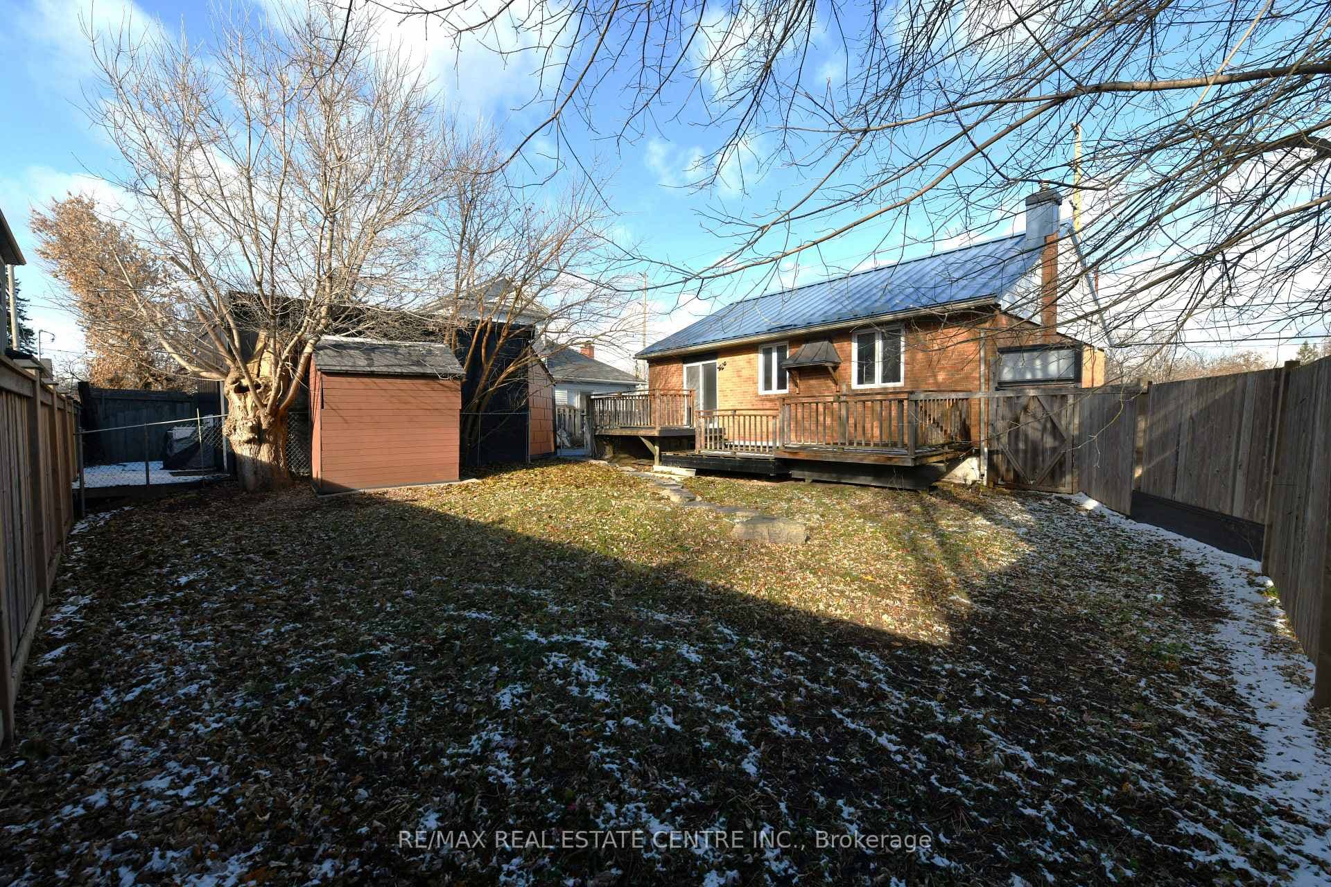 148 Ontario Street photo 7