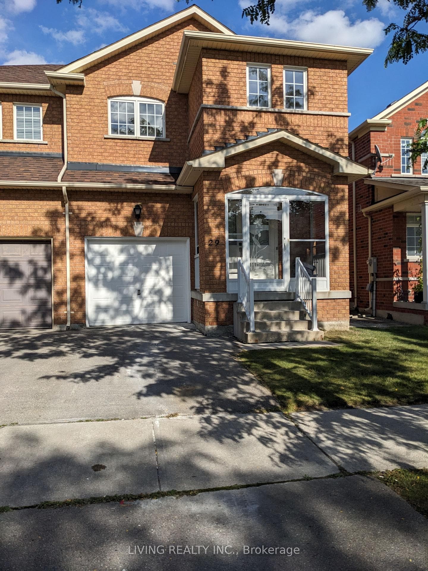 29 Devonwood Drive photo 1