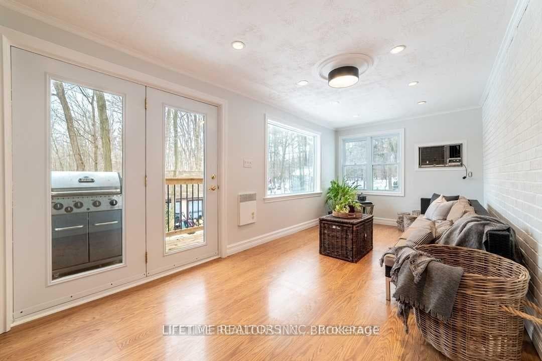 11382 Seventeen Road photo 17