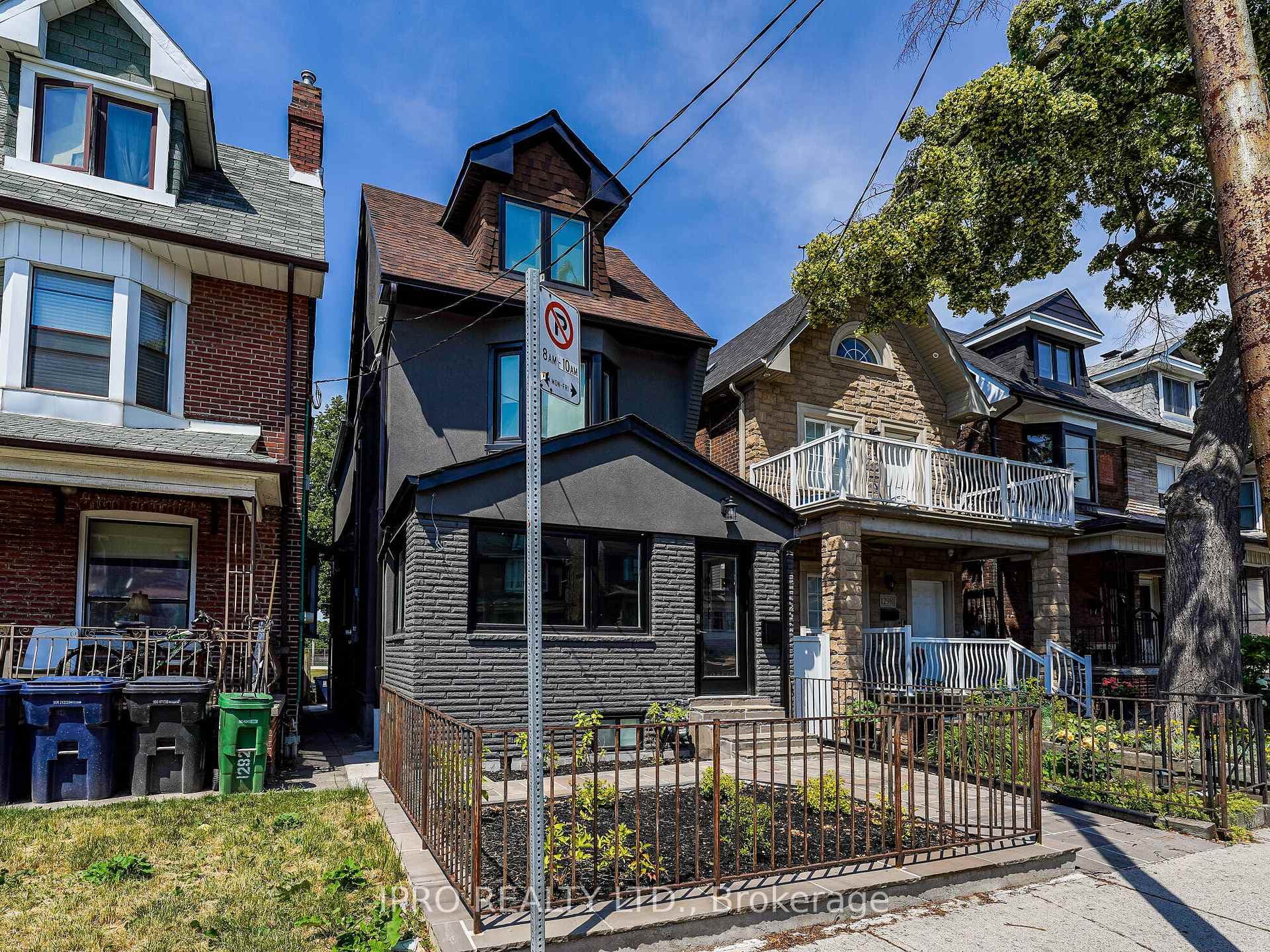 1296 Lansdowne Avenue photo 1