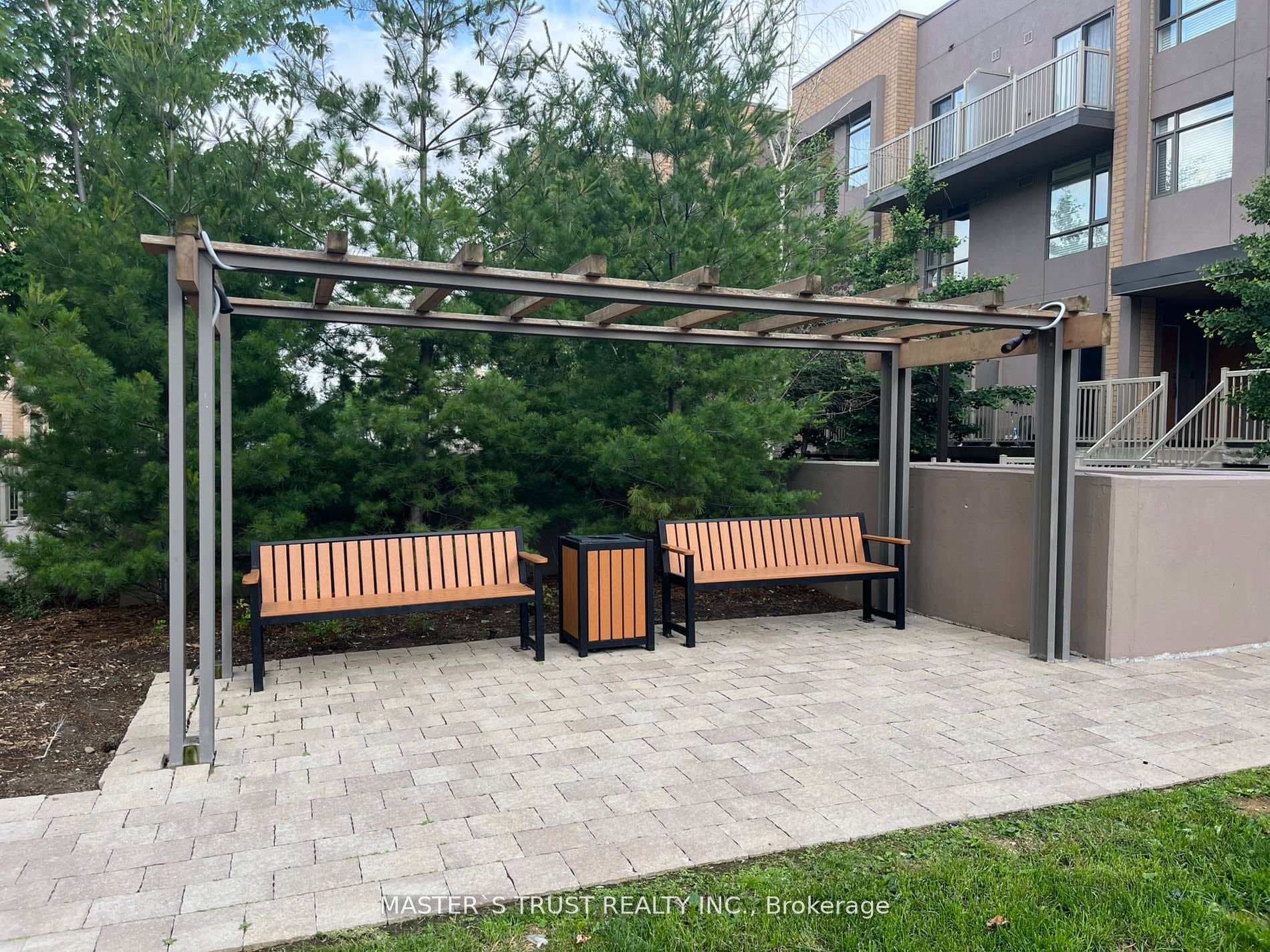 80 Orchid Place Drive Unit #211 photo 6