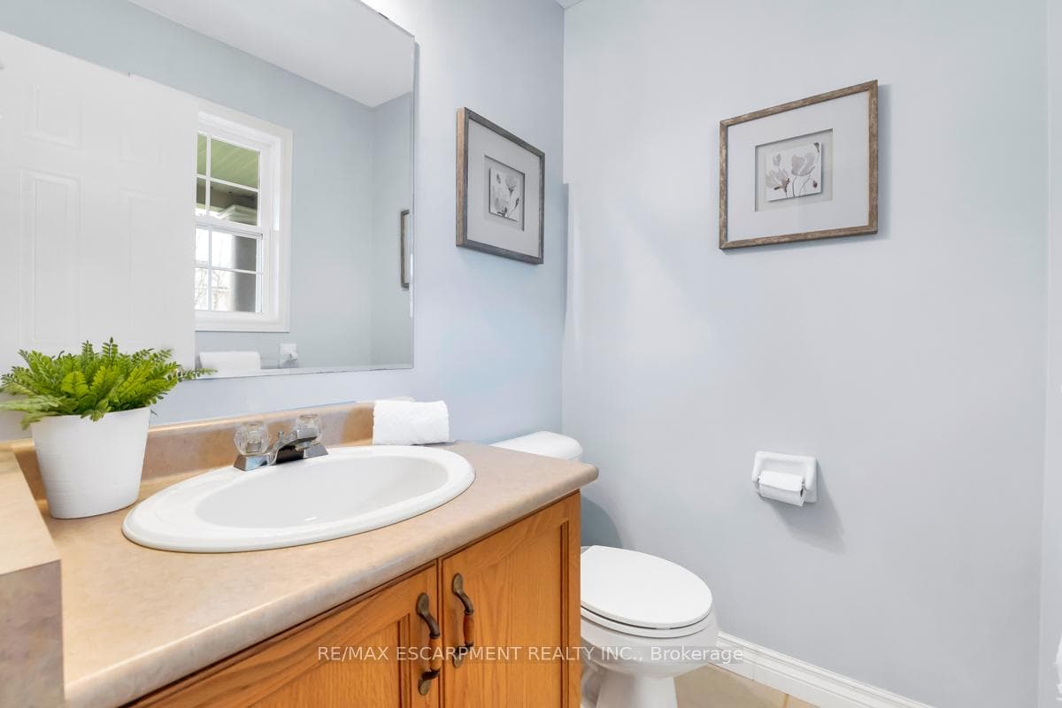 503 Thornview Place photo 11