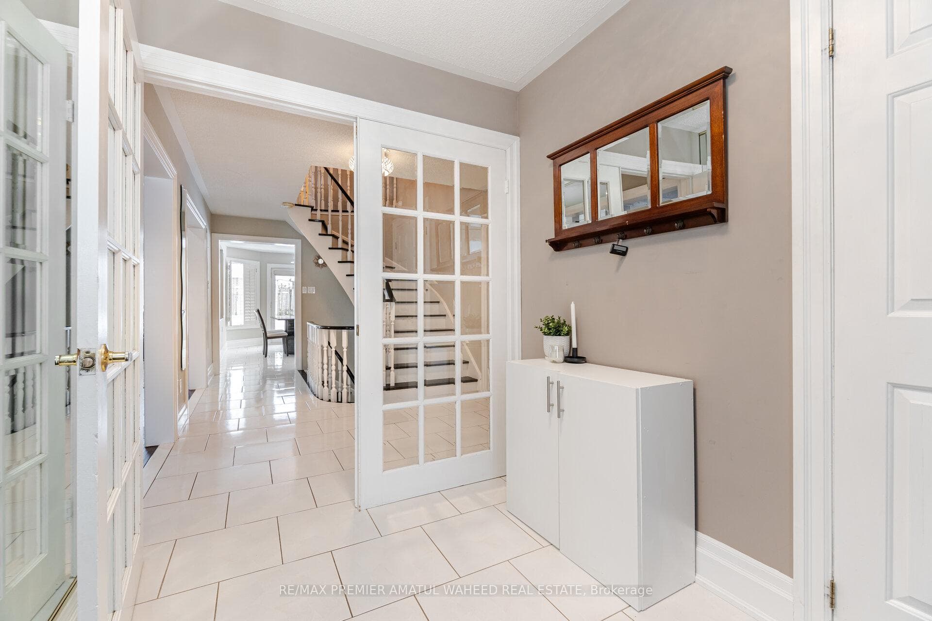166 Killian Road photo 7