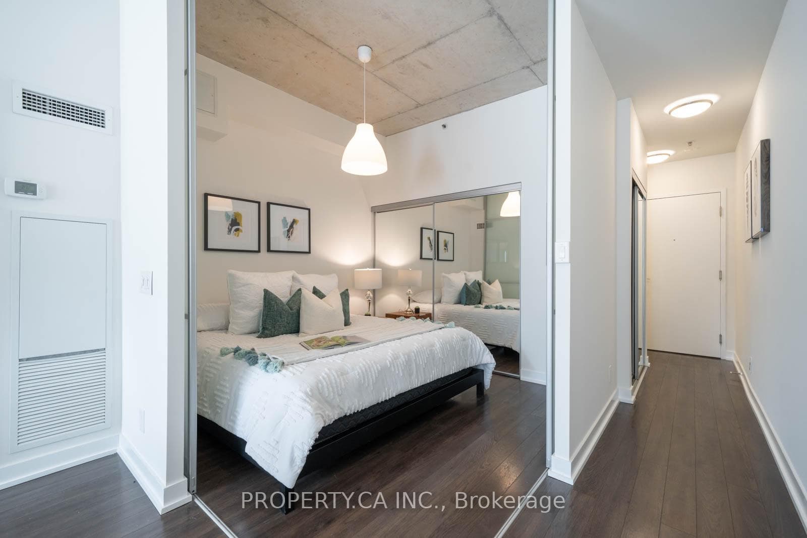 707 Dovercourt Road Unit 108 photo 3