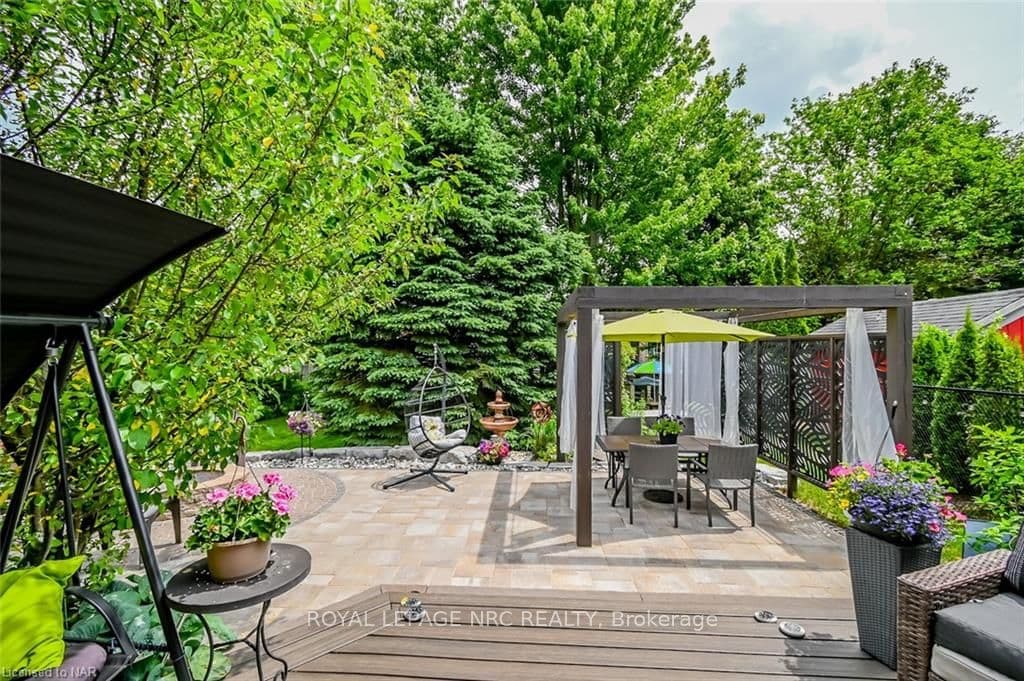 18 ALSOP Avenue photo 5