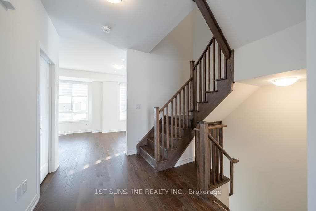 56 Imperial College Lane photo 12