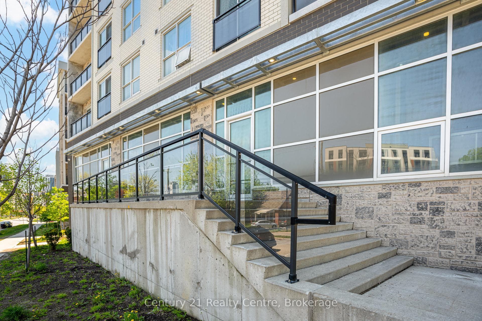275 Larch Street Unit F 103 photo 33