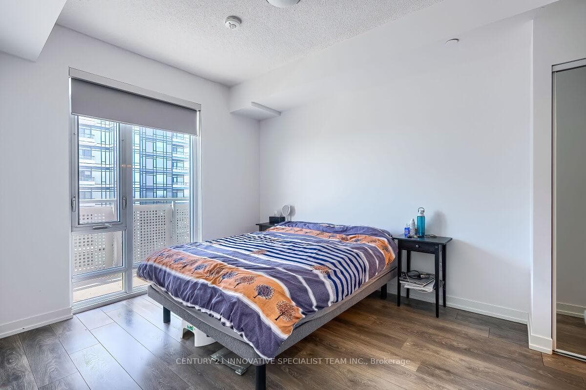 2520 Eglinton Avenue Unit 1803 photo 32