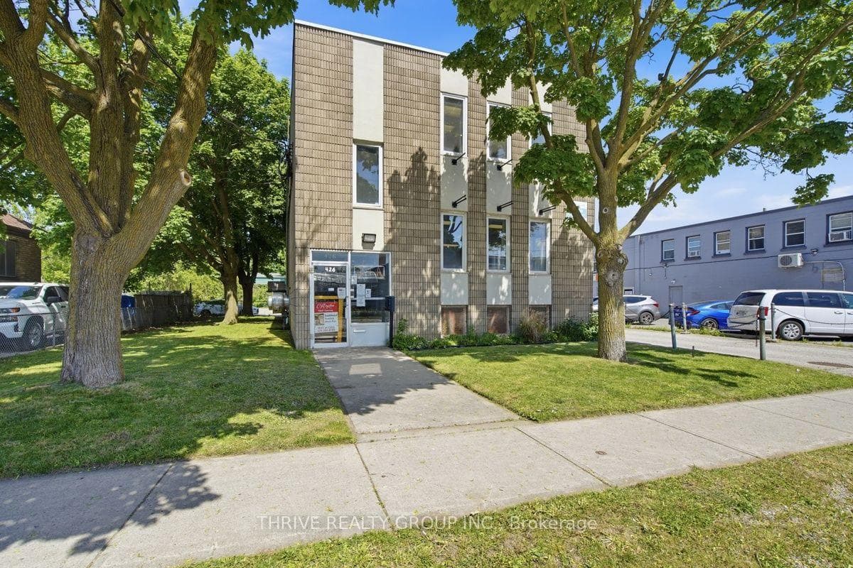 426 Third Street Unit Upper photo 1
