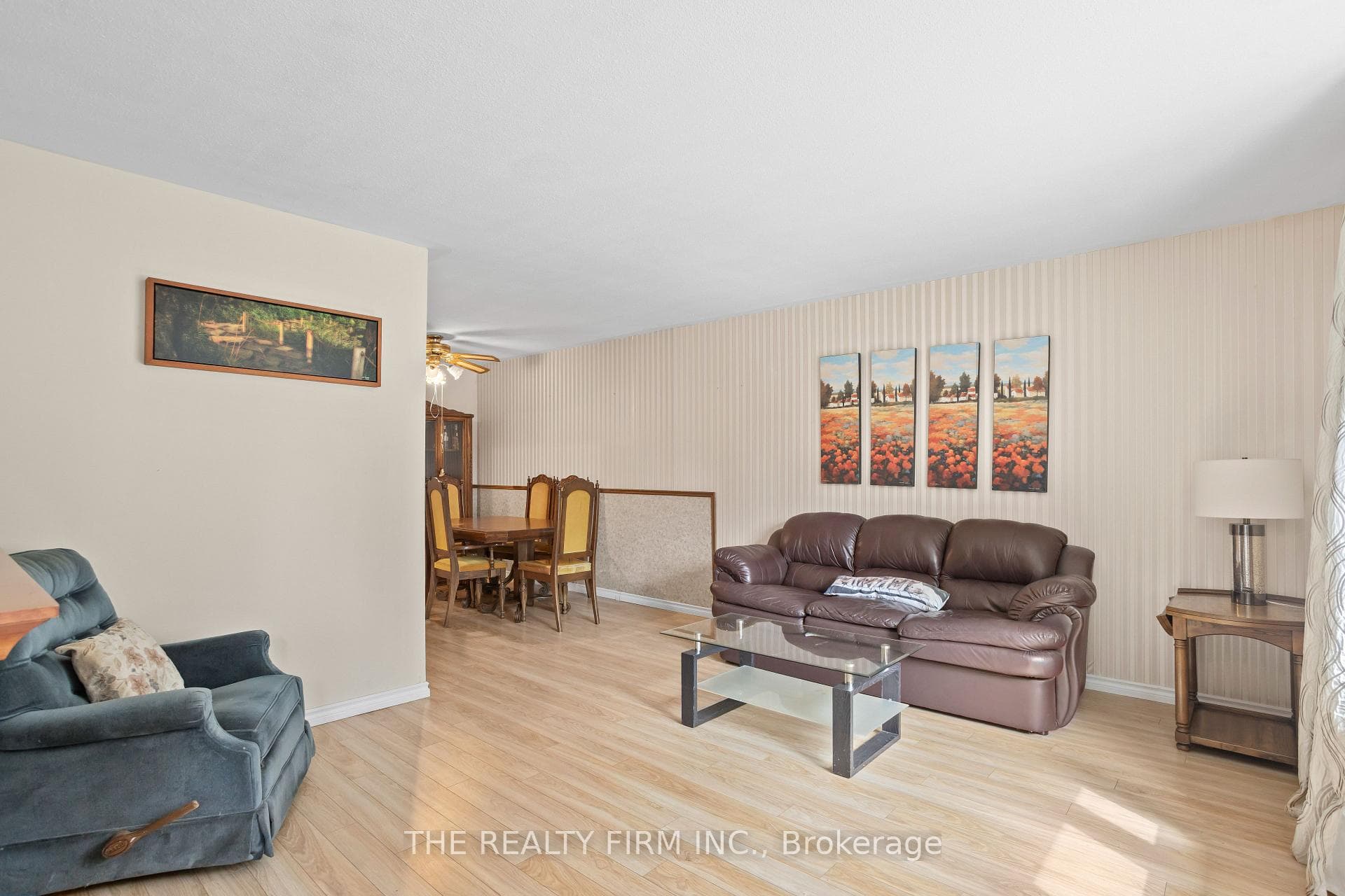 681 Ladybrook Crescent photo 8