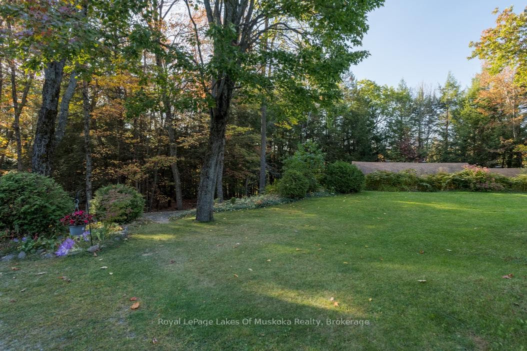 1397 Fraserburg Road photo 6