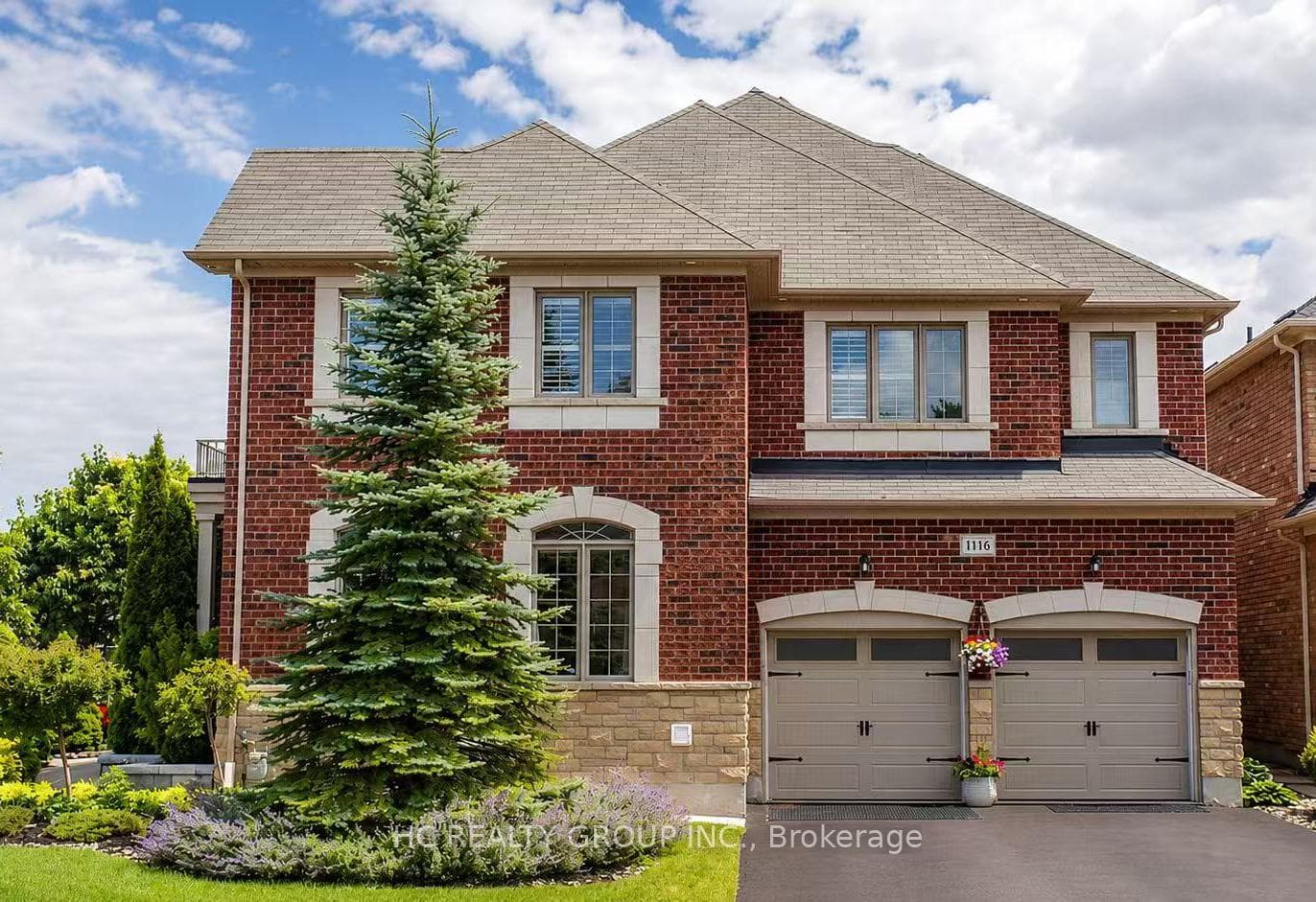 1116 Veterans Way photo 1