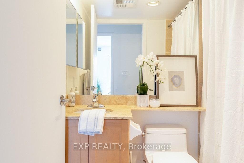 210 Victoria Street Unit 4112 photo 19