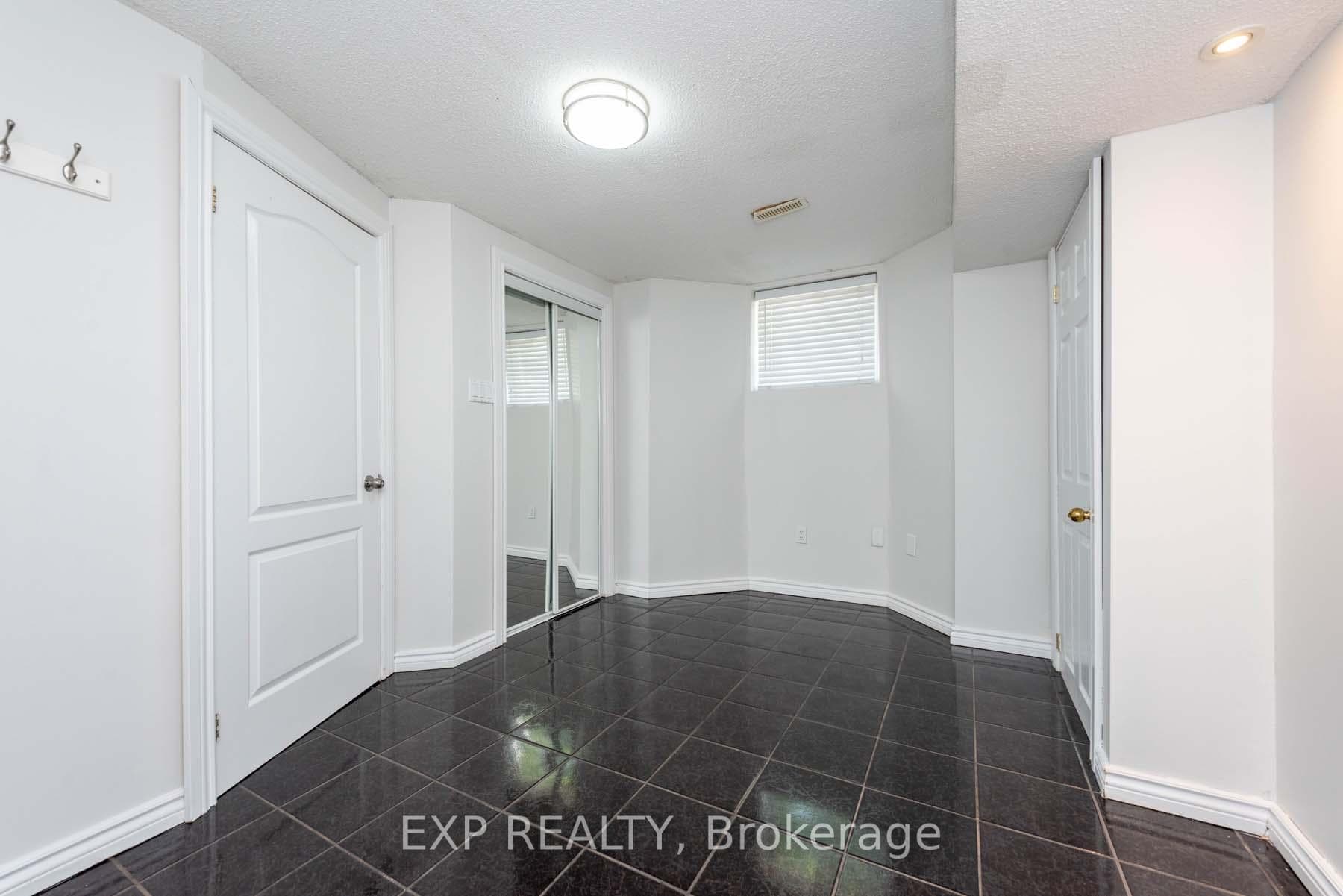 16 Morningdew Crescent photo 19