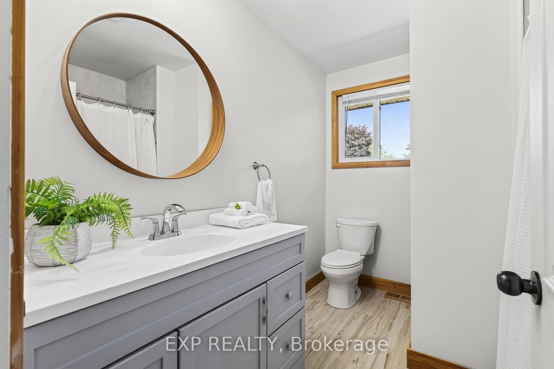 261 King Street photo 21