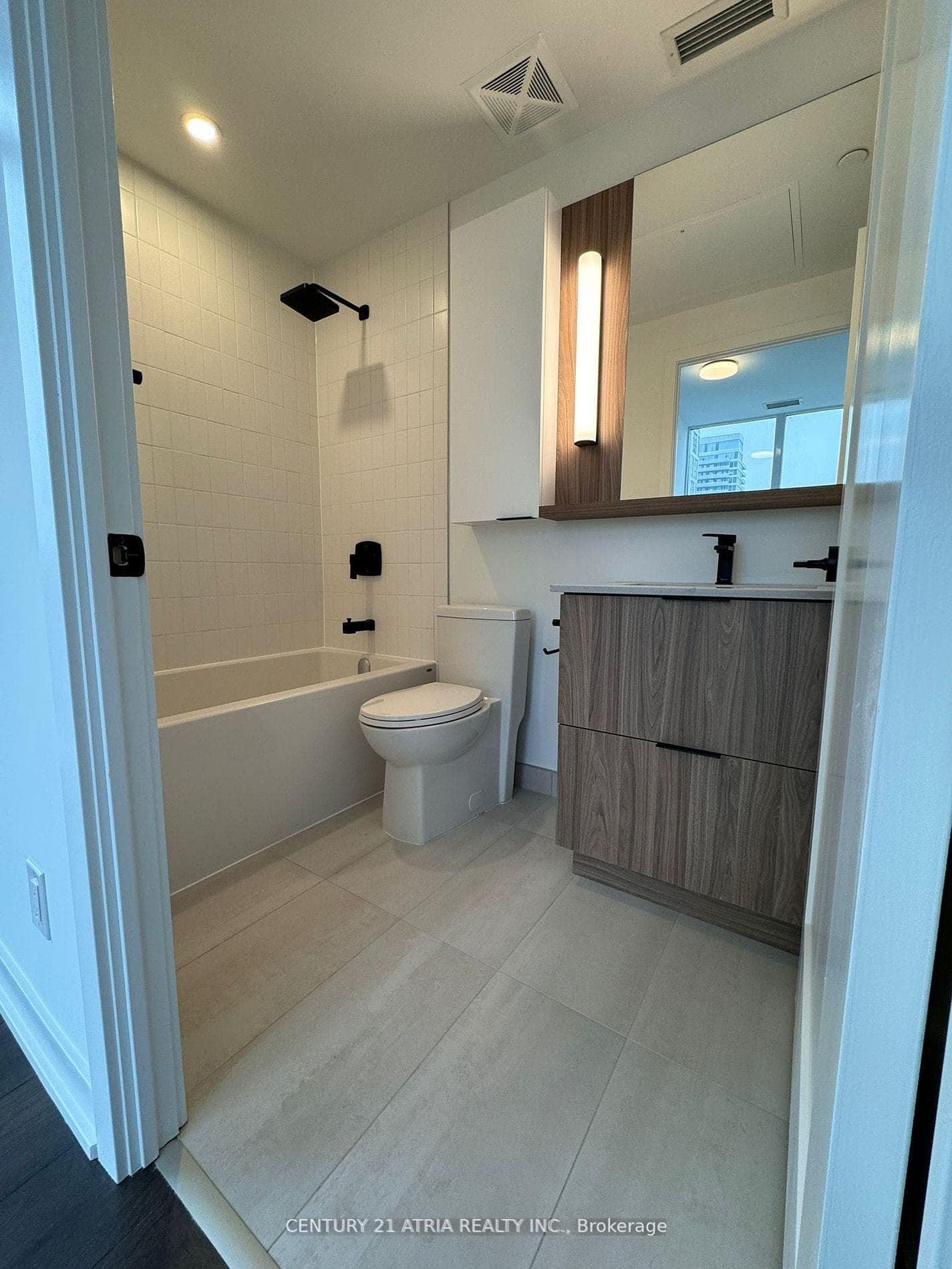 5 Defries Street Unit 1119 photo 8