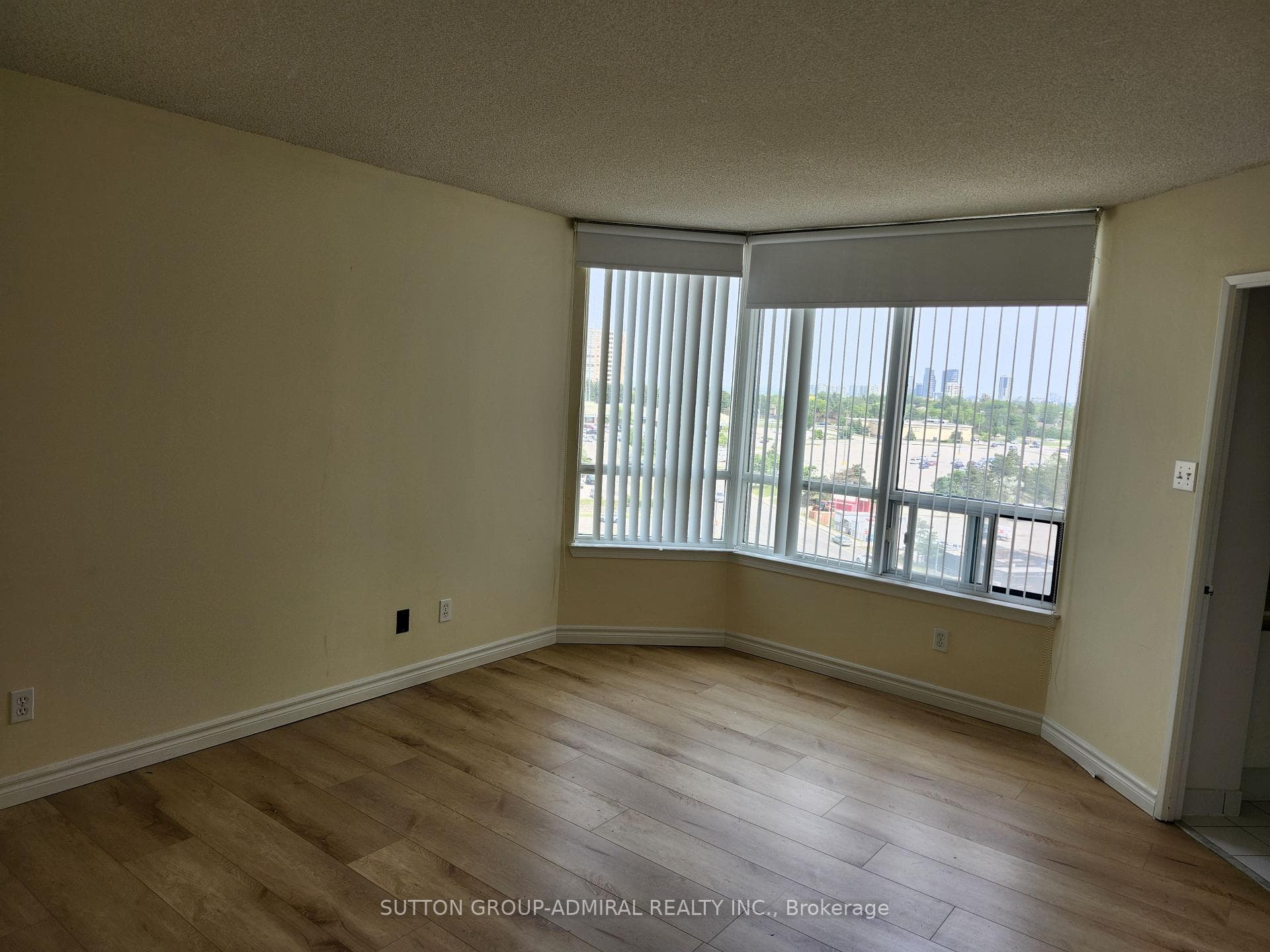 120 Promenade Circle Unit 910 photo 18