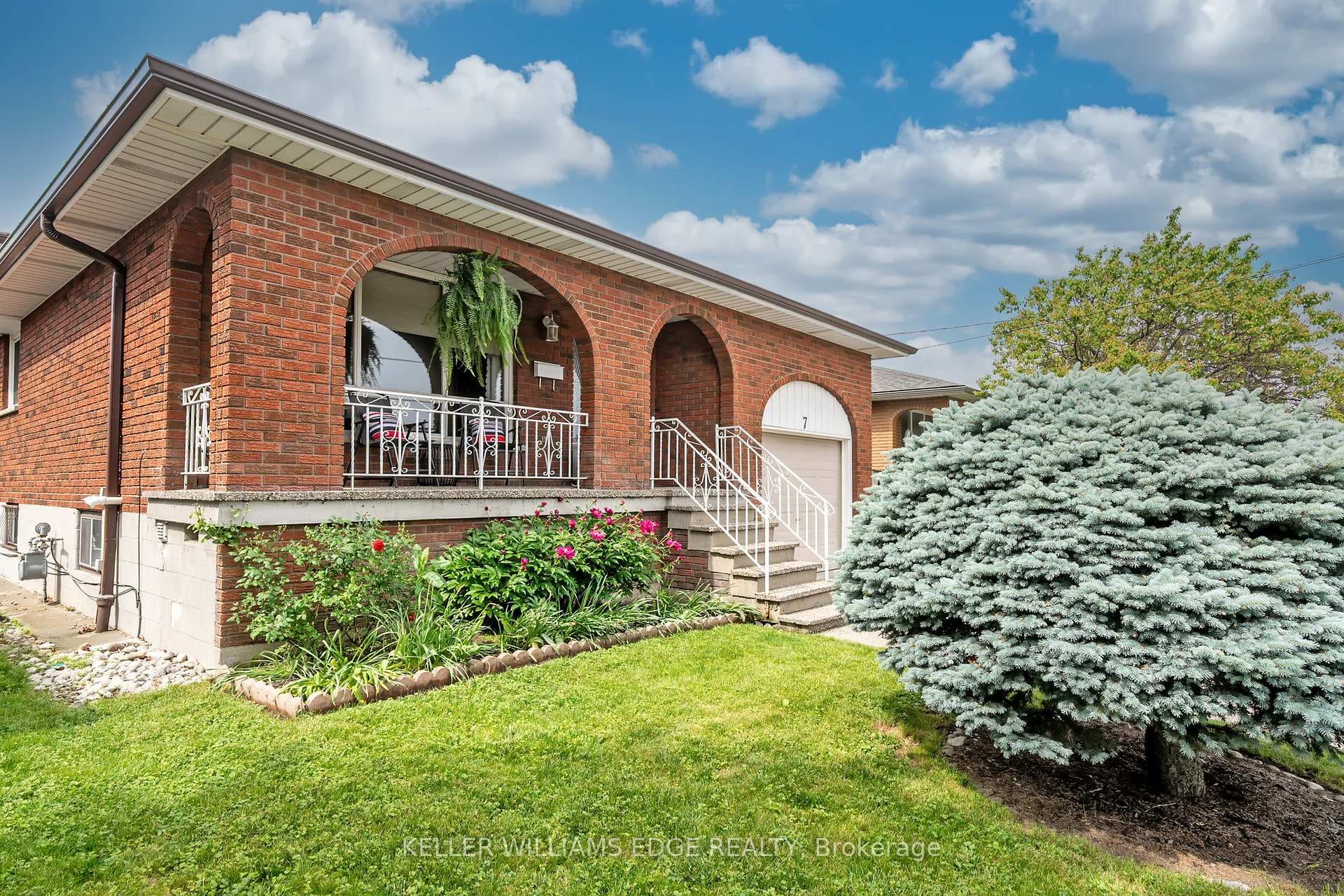 7 Oakland Drive photo 2