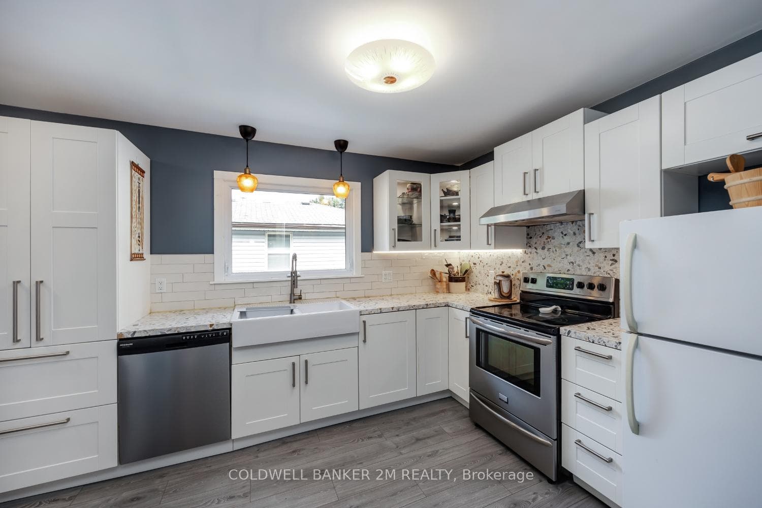 17 Lindell Road photo 5