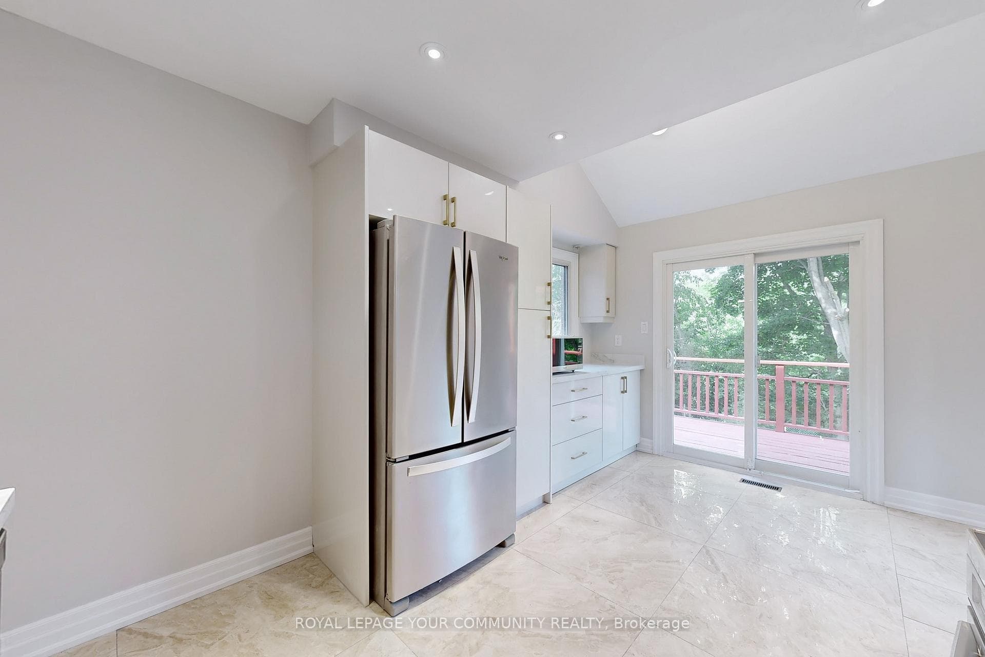 51 Houseman Crescent Unit Main Floor photo 17