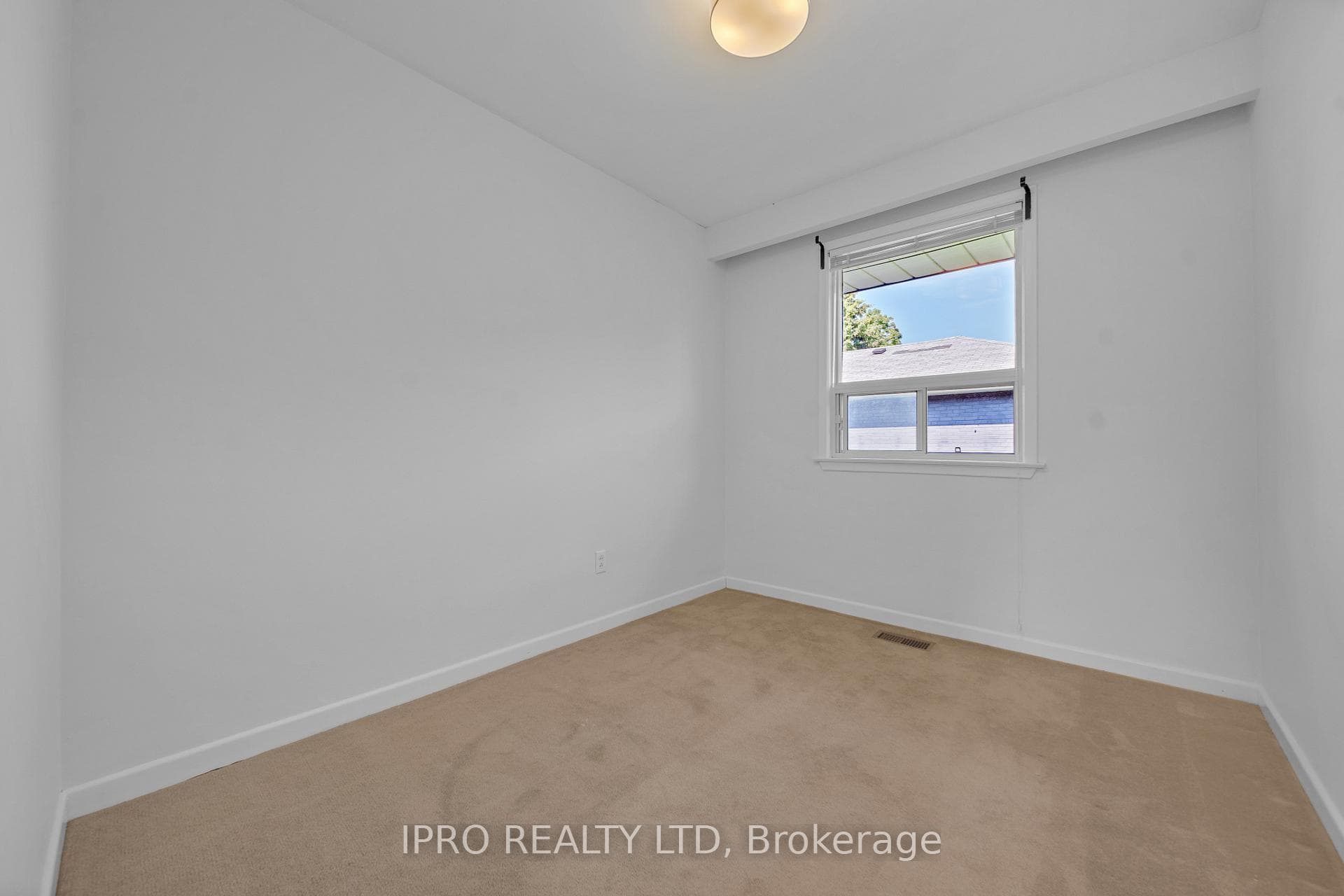 21 Drury Lane photo 24