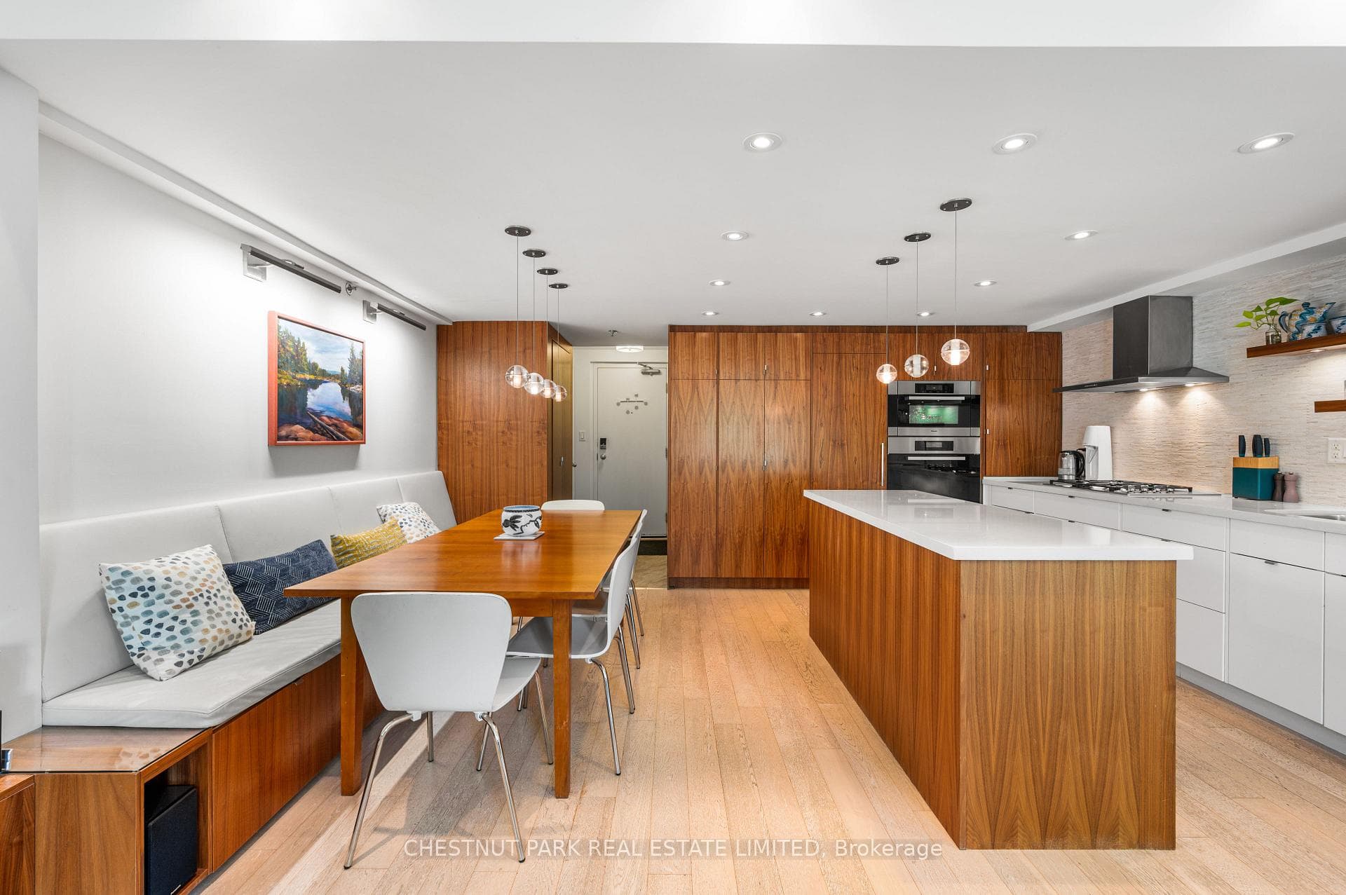 525 Logan Avenue Unit 105 photo 6