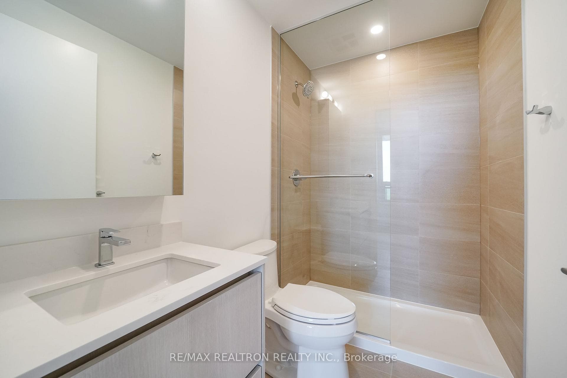 8188 Yonge Street Unit 627 photo 20