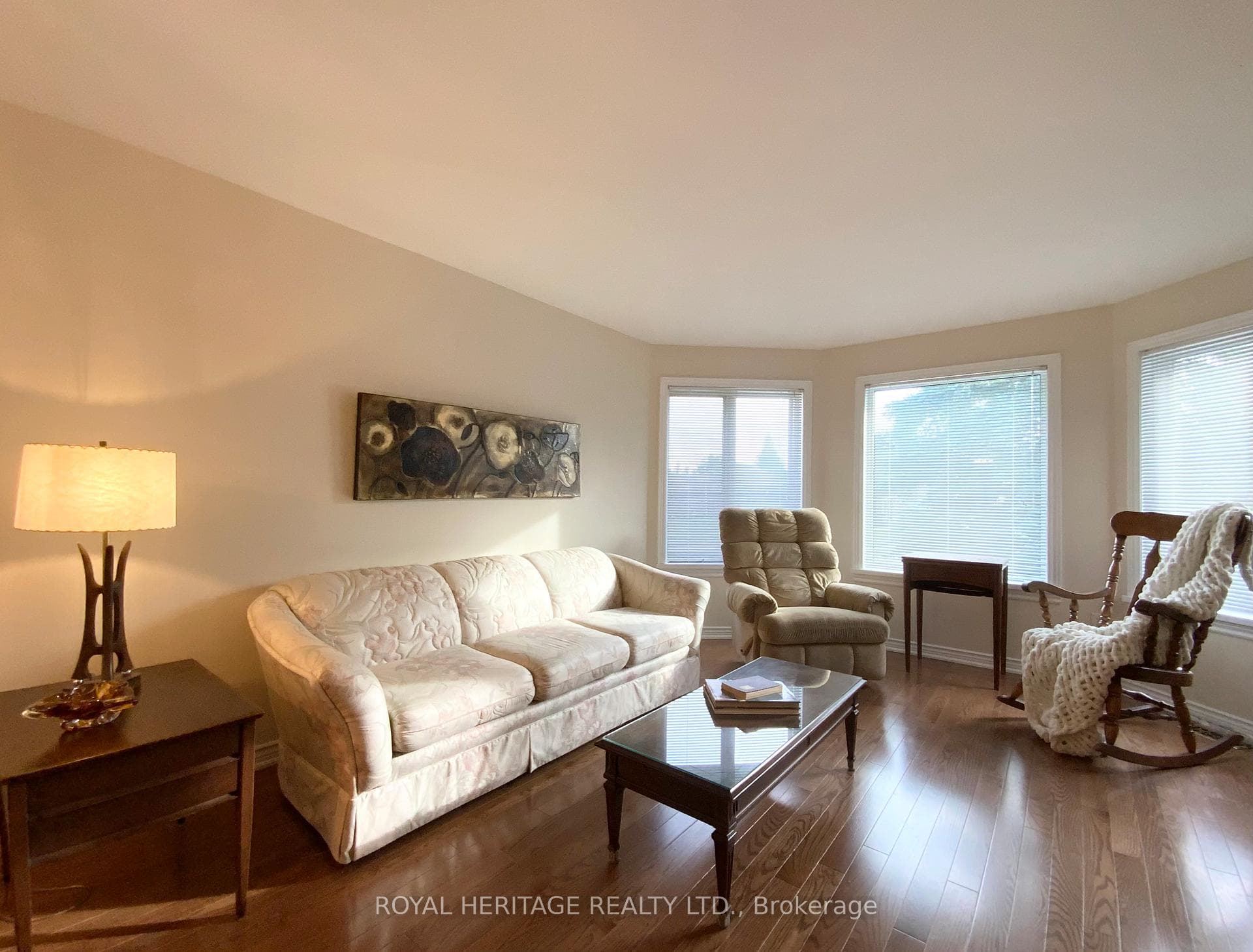 25 Hillview Drive photo 6