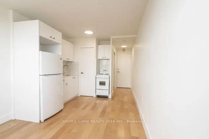 730 St Clarens Avenue Unit 1609 photo 3