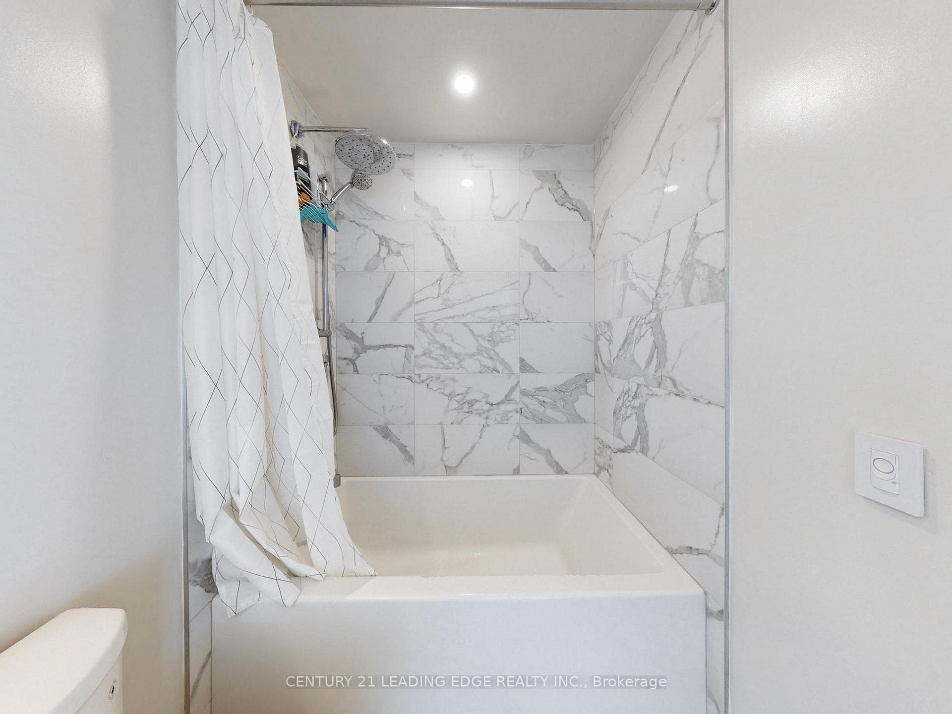 15 Queens Quay Unit 1704 photo 18