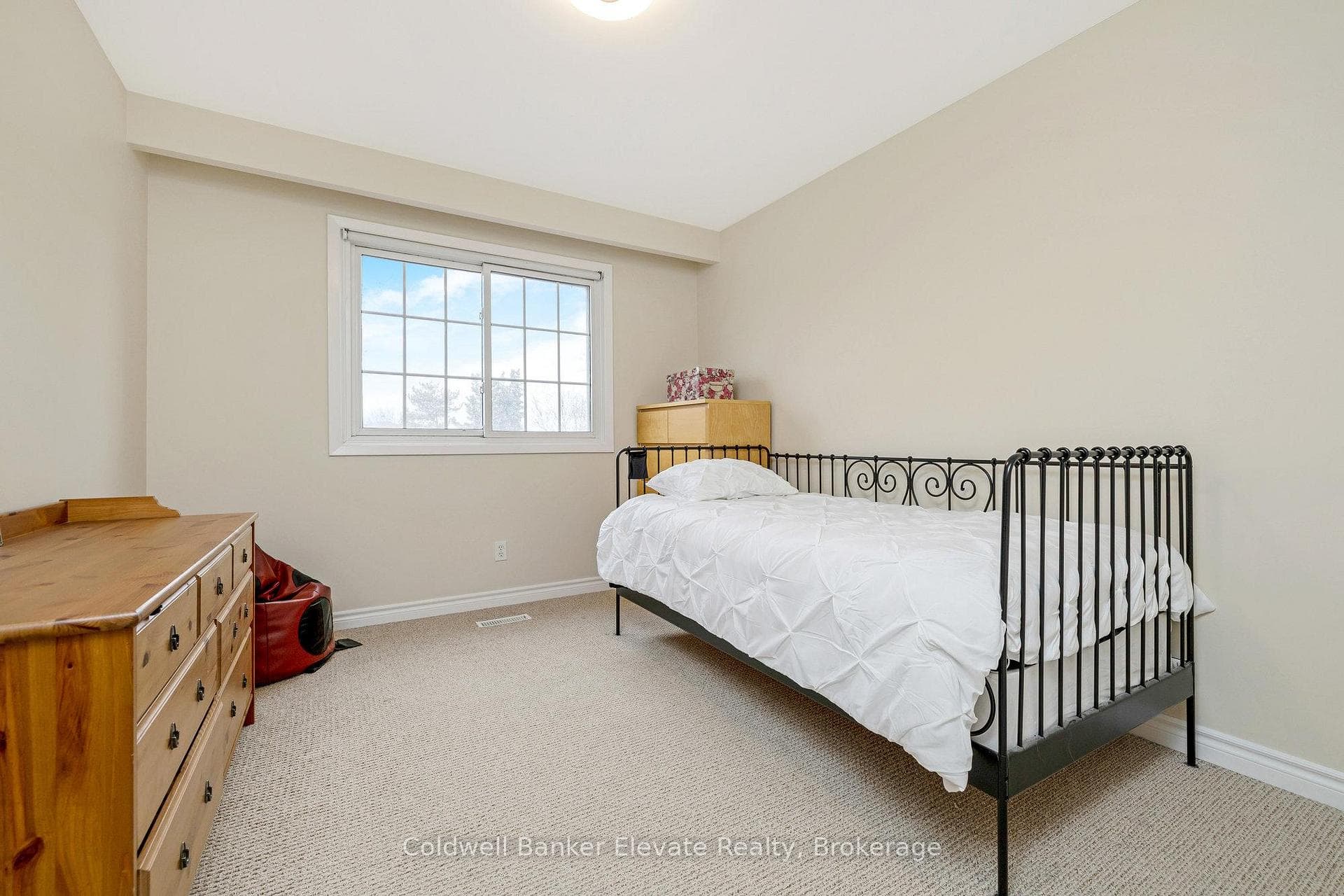 11 Hillside Drive photo 26