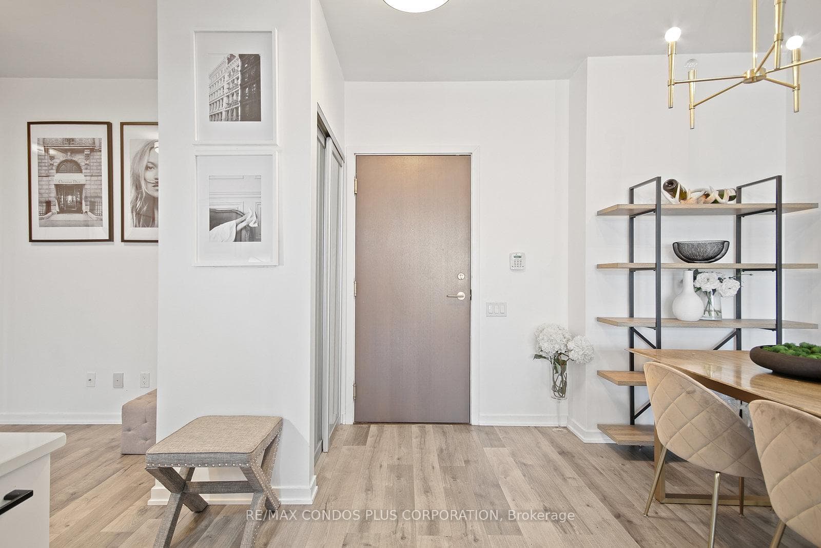 103 The Queensway N/A Unit 2614 photo 2