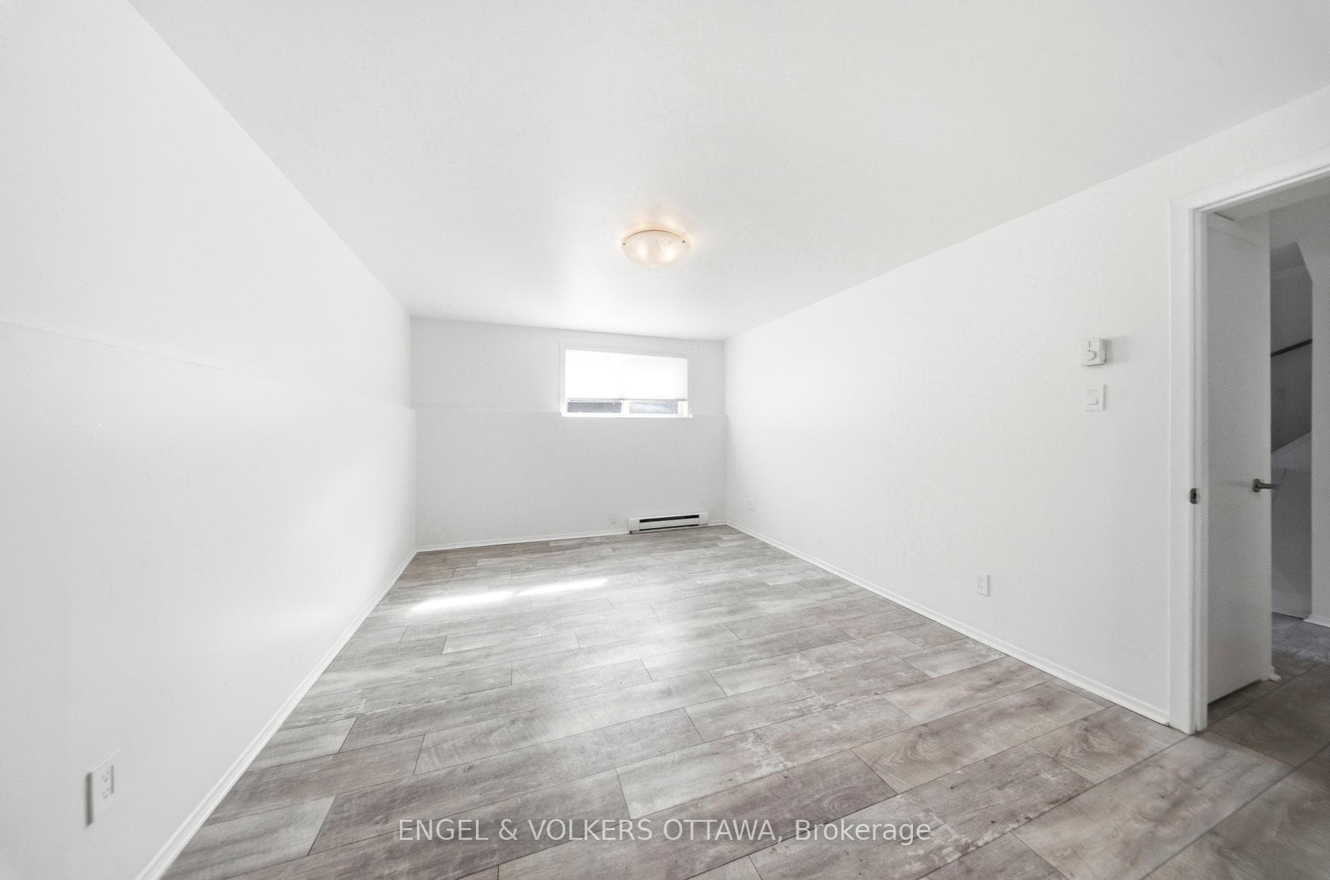 311 Presland Road Unit B photo 13