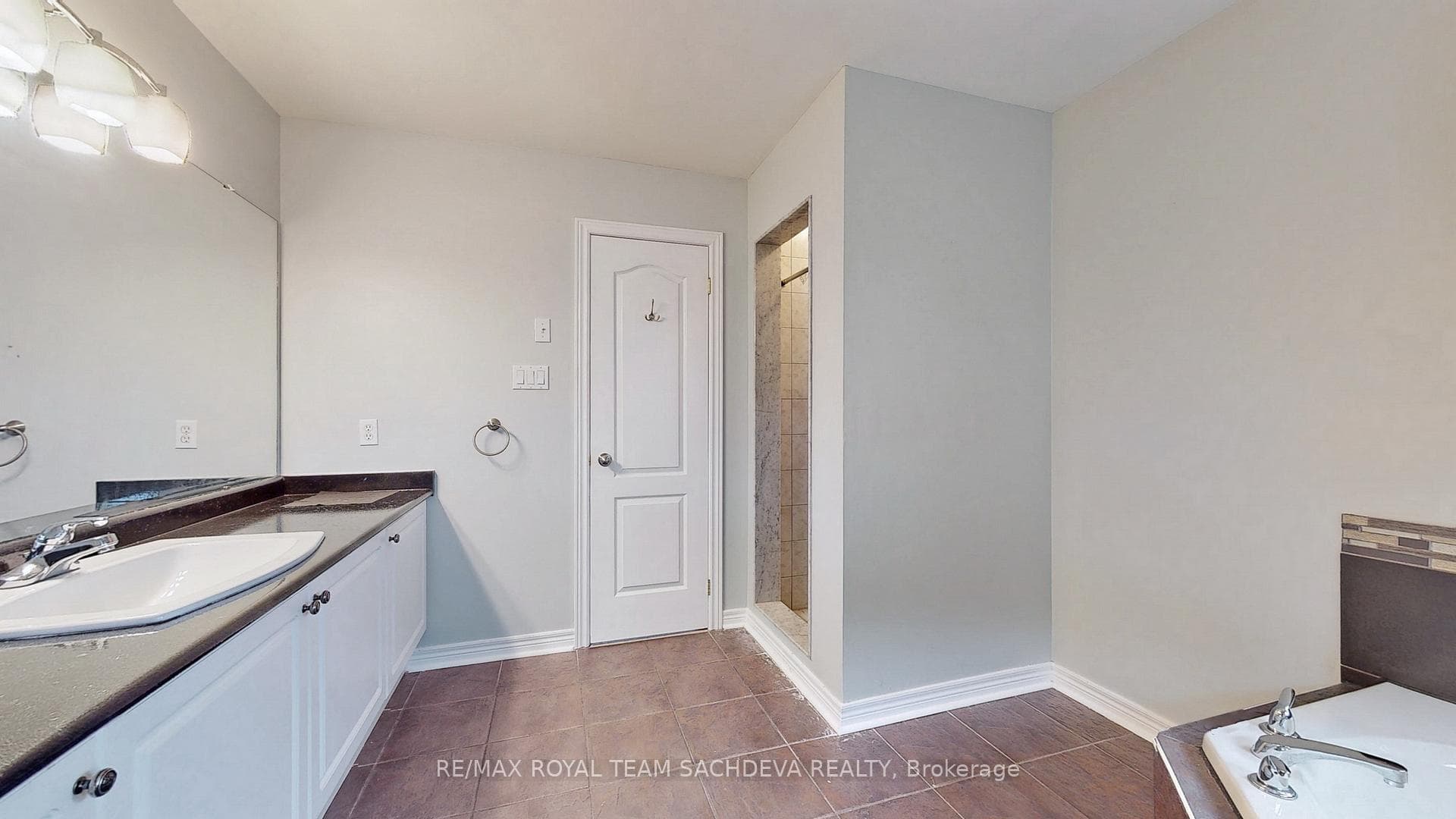 10 Pears Court Unit Upper photo 32
