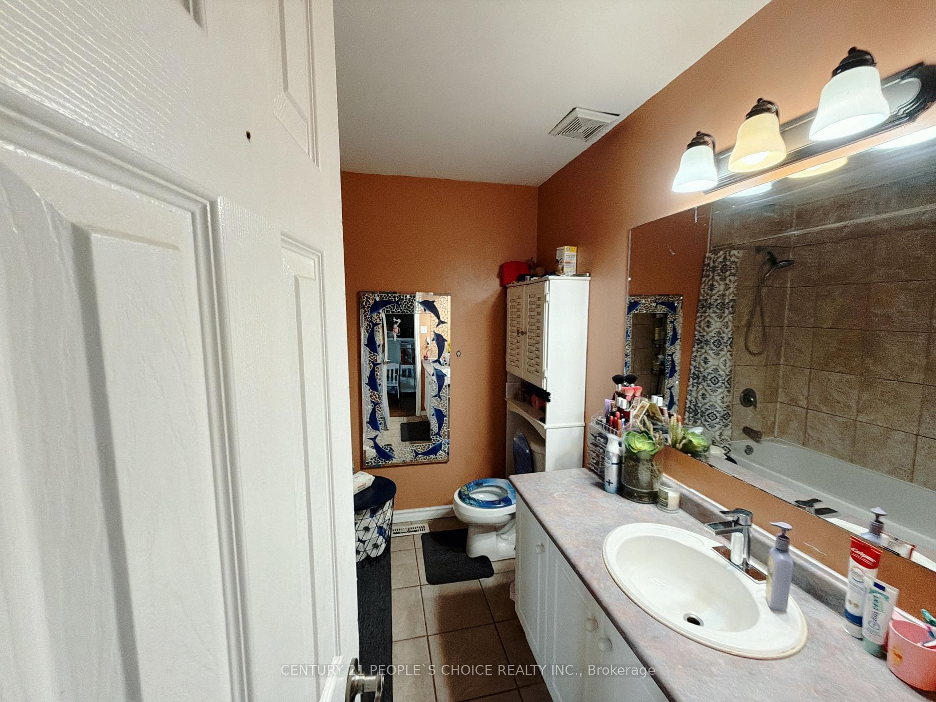66 Michael Crescent photo 26