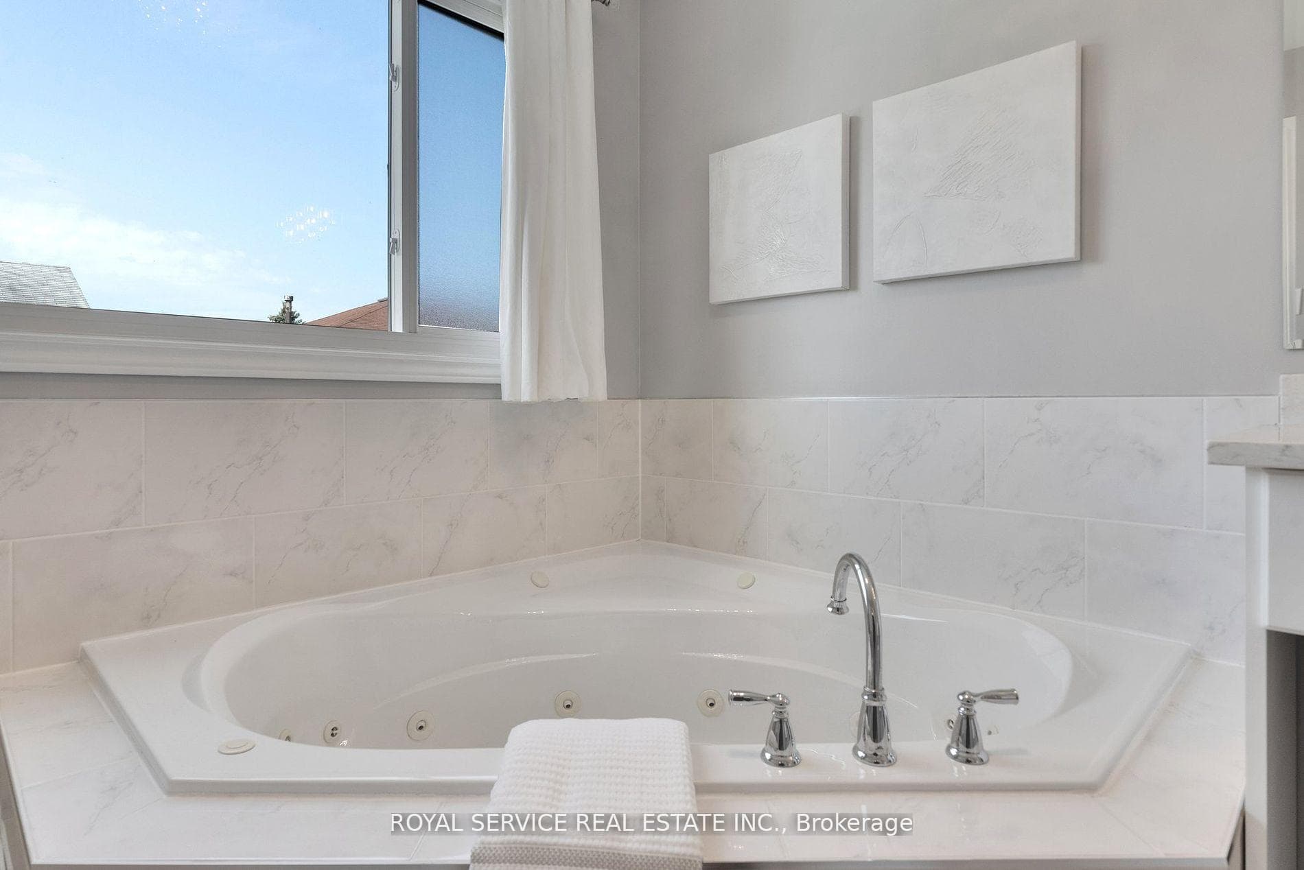 16 Resnik Drive photo 27