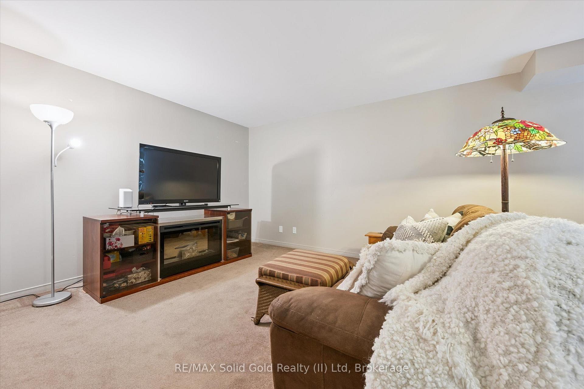 300 Keats Way Unit 504 photo 9