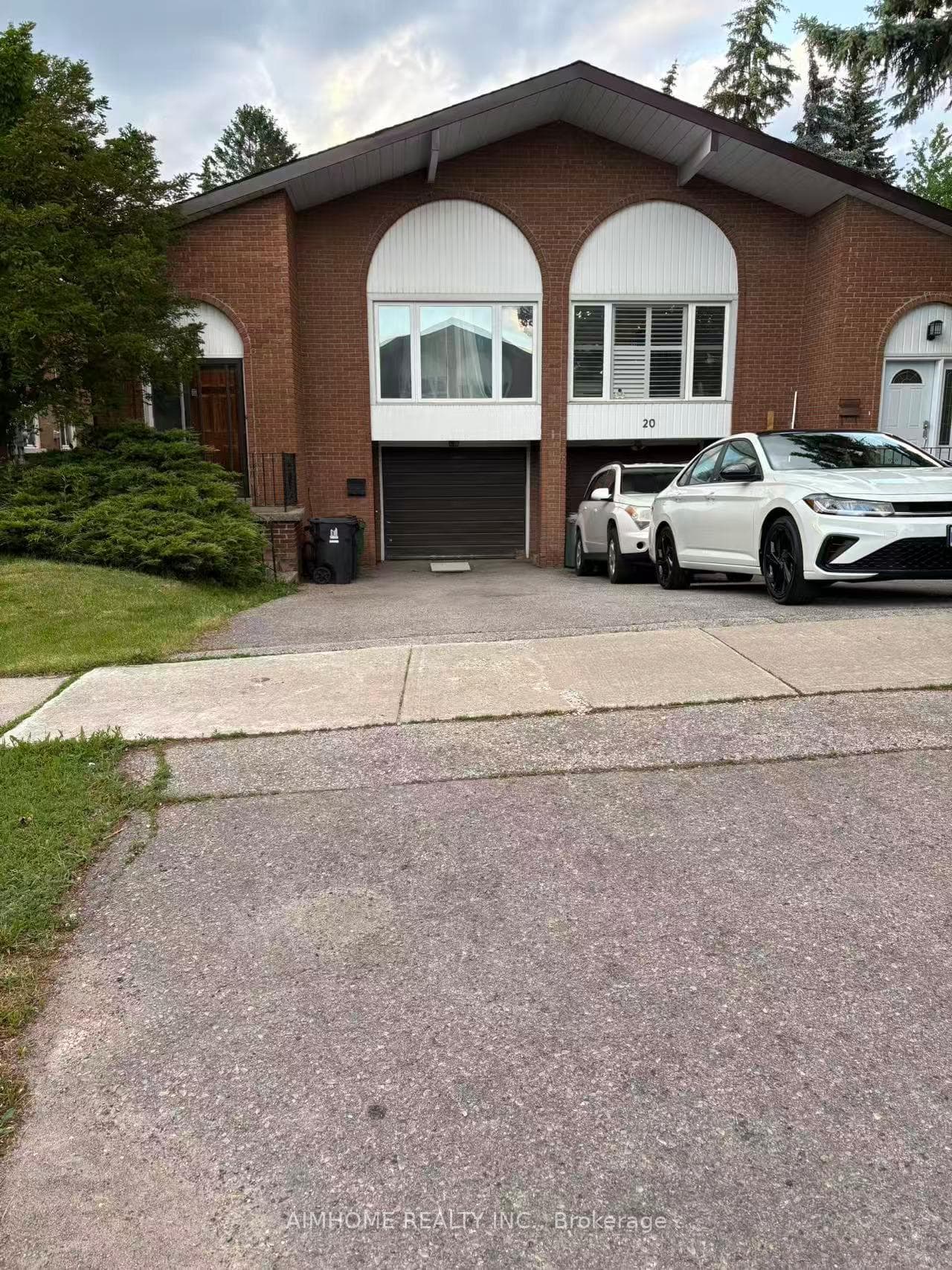 18 Lynch Road photo 2