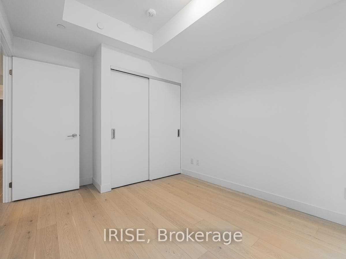 160 Kingsway Crescent Unit 304 photo 18