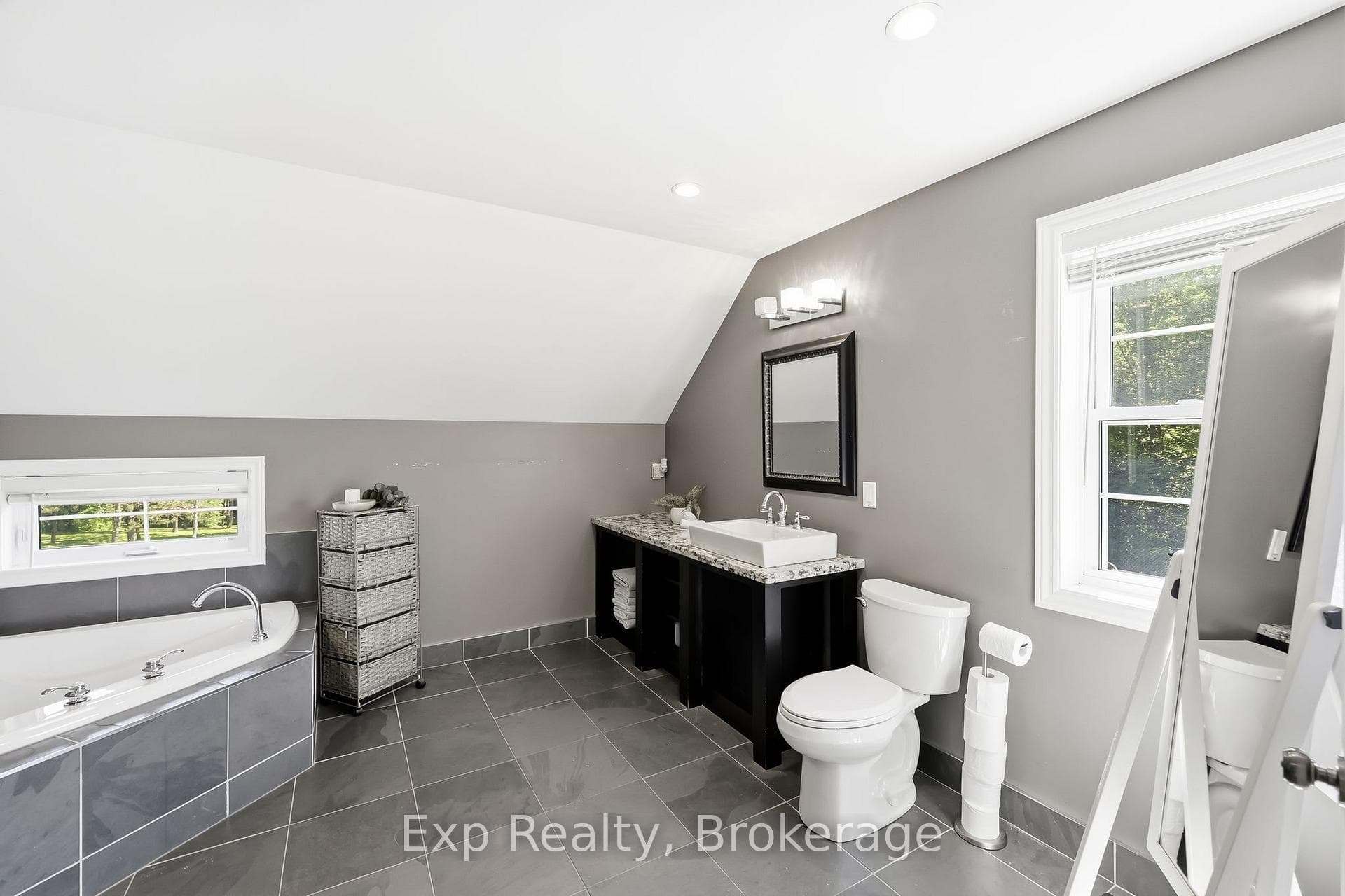 897 Dingman Road photo 26